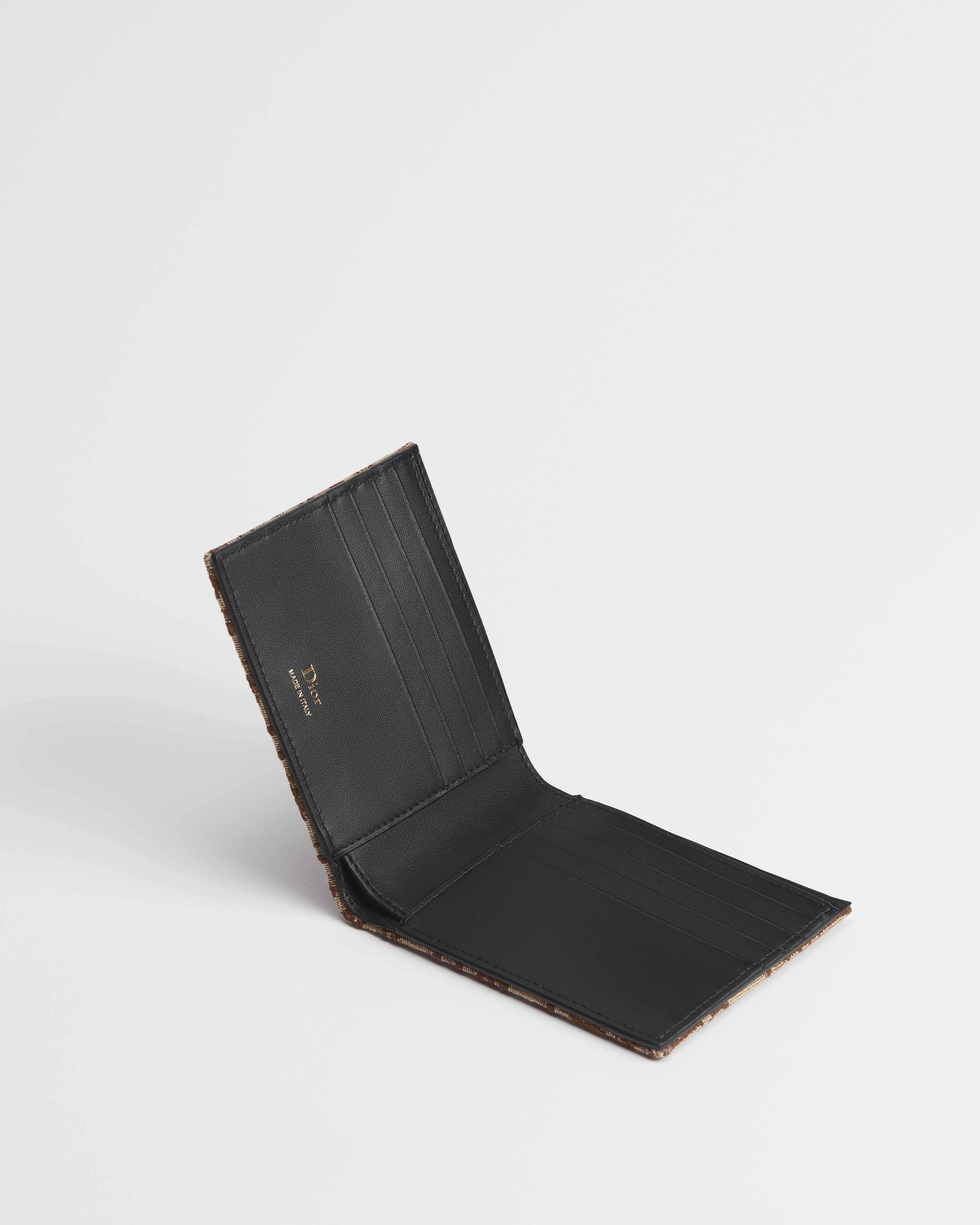 محفظة ثنائية الطيّ نمط ديور أوبليك البني بحبك الجاكار E07