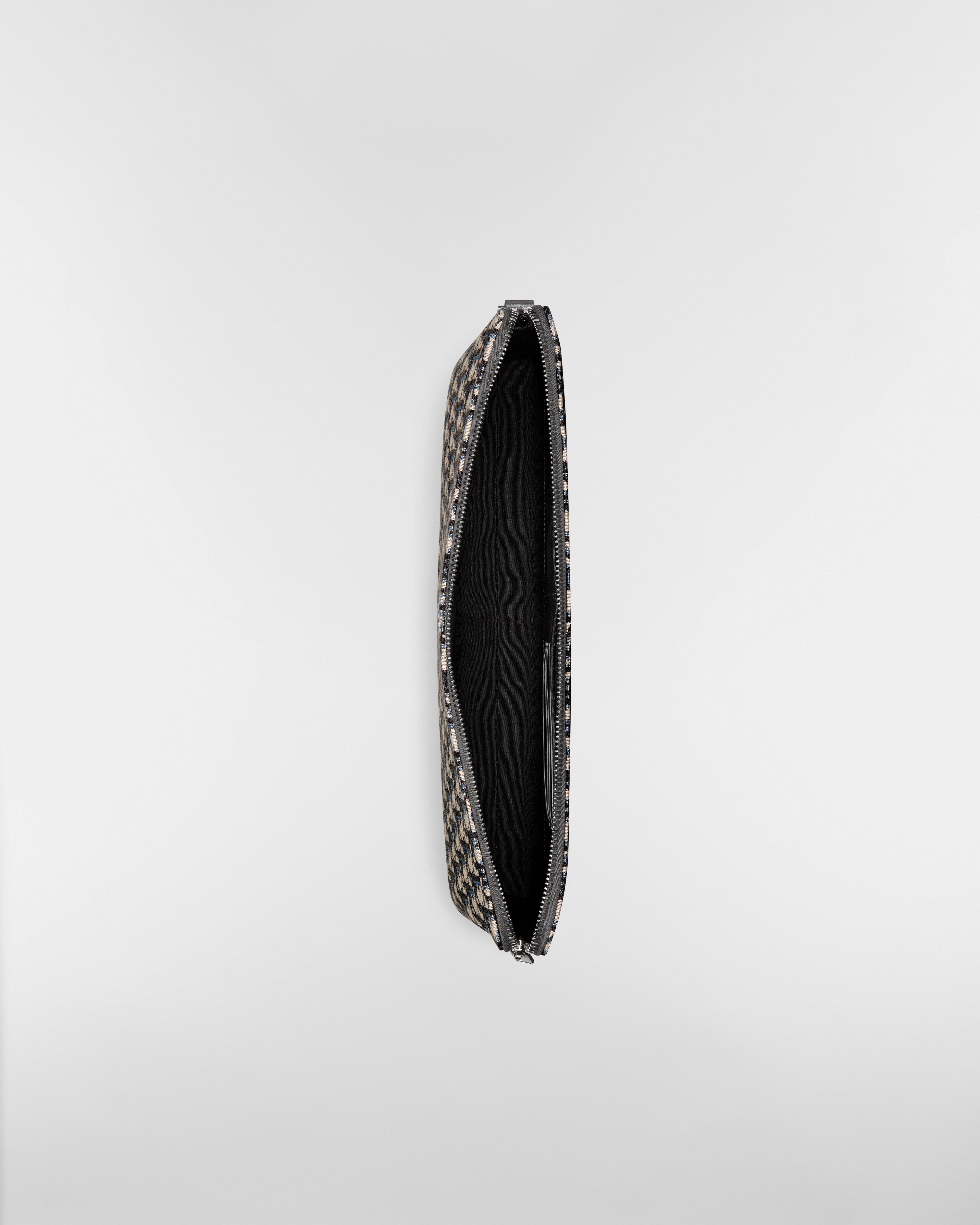 A4 拉鏈小袋 米色和黑色 Dior Oblique 圖案緹花 E06