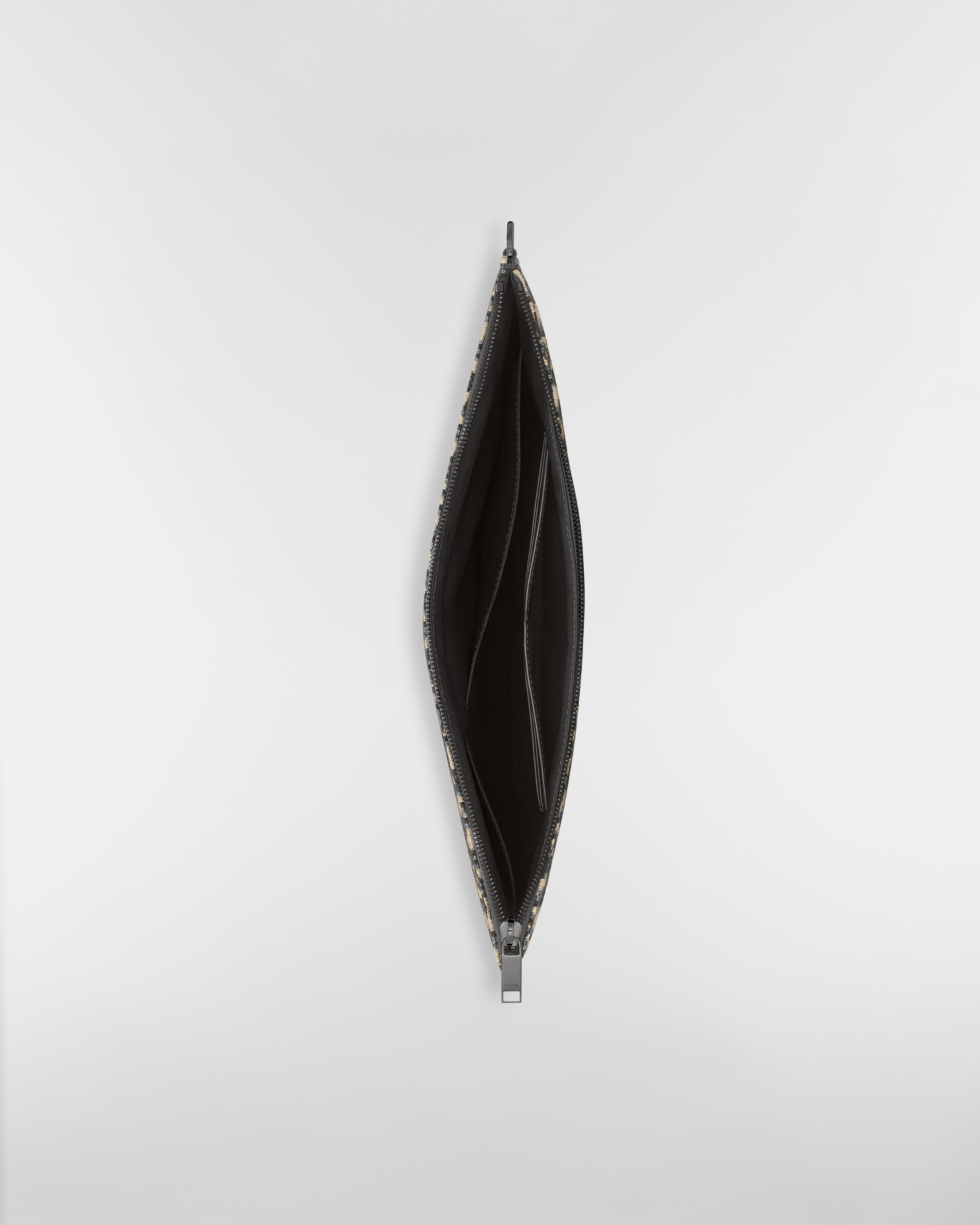 A4 小袋 米色和黑色 Dior Oblique 圖案緹花 E06