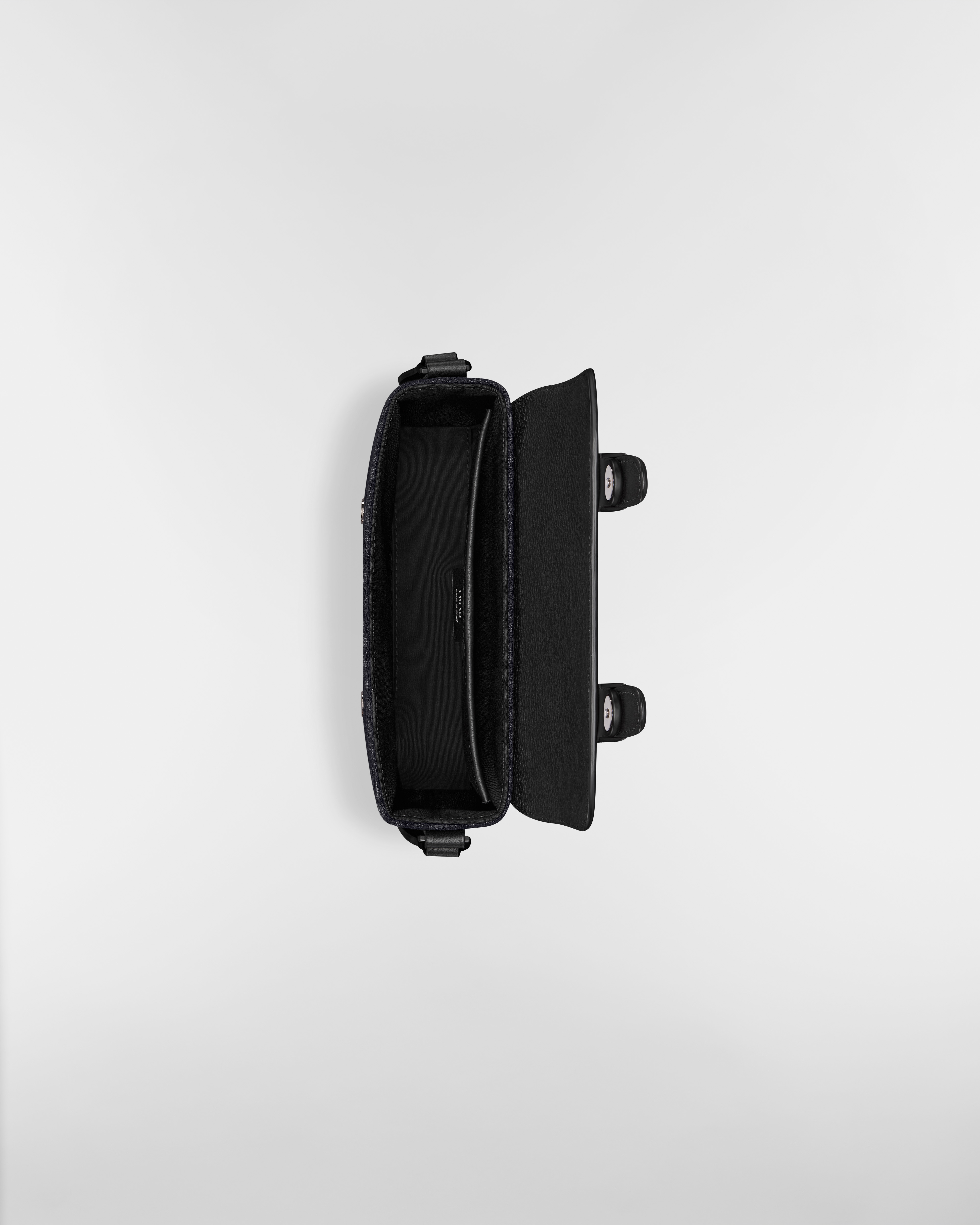 Dior Daily 迷你翻蓋郵差包 黑色迷你 Dior Oblique 緹花、黑色粒面小公牛皮和黑色粒面小牛皮 E06