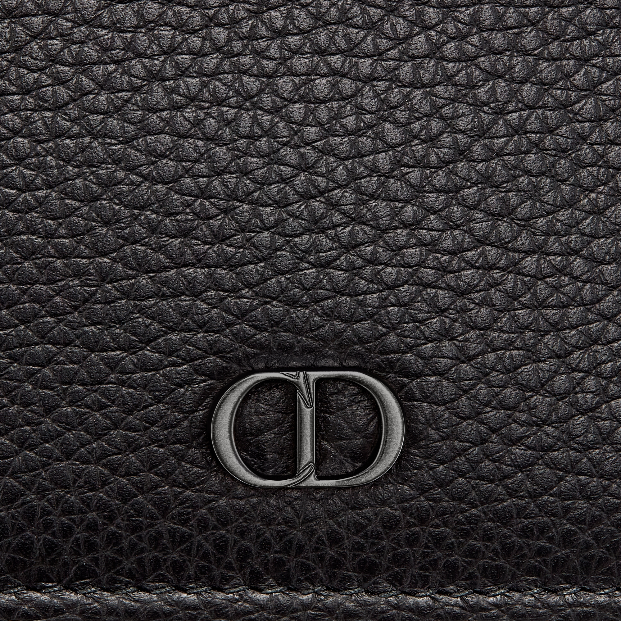 Visitekaarthouder met CD Icon-kenmerk Zwart generfd kalfsleer E09