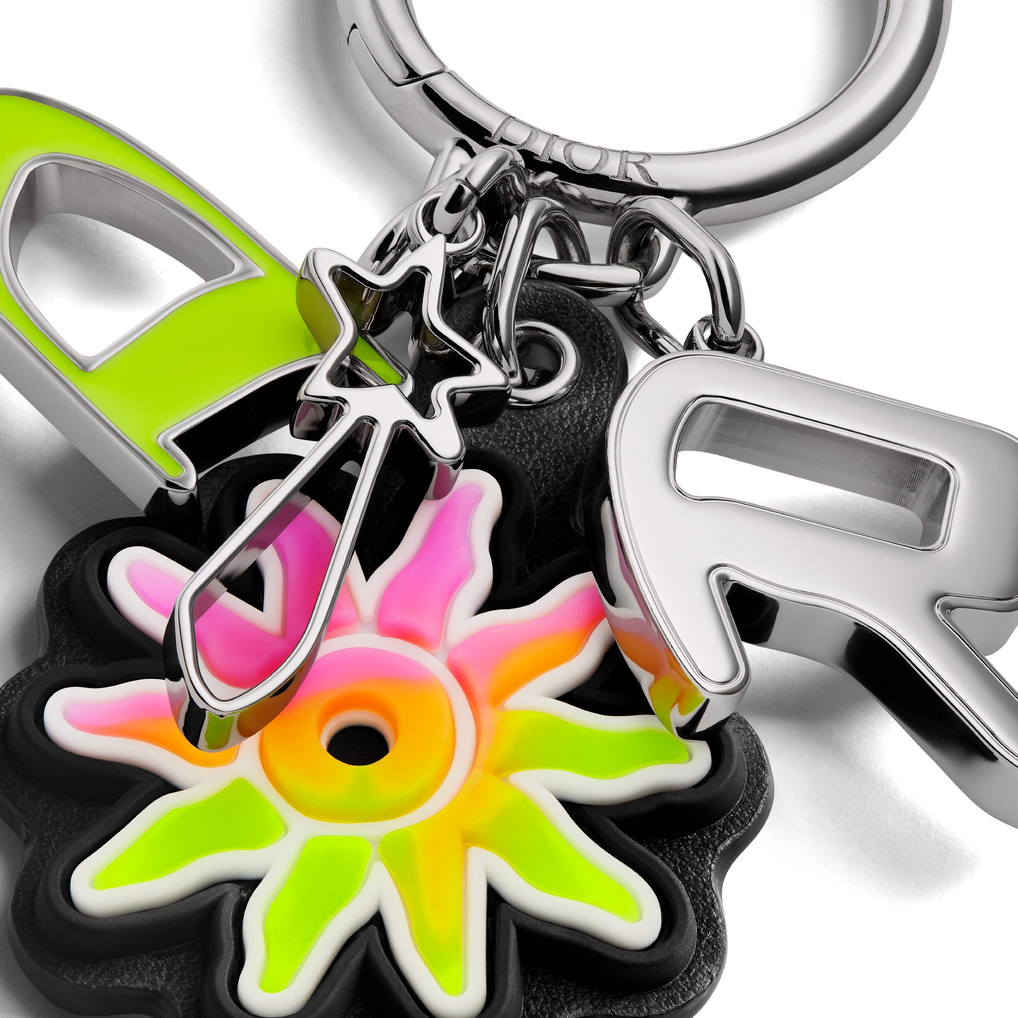 DIOR AND LEWIS HAMILTON-sleutelhanger Messing met palladium afwerking, veelkleurige technische stof met leereffect en rubber E09