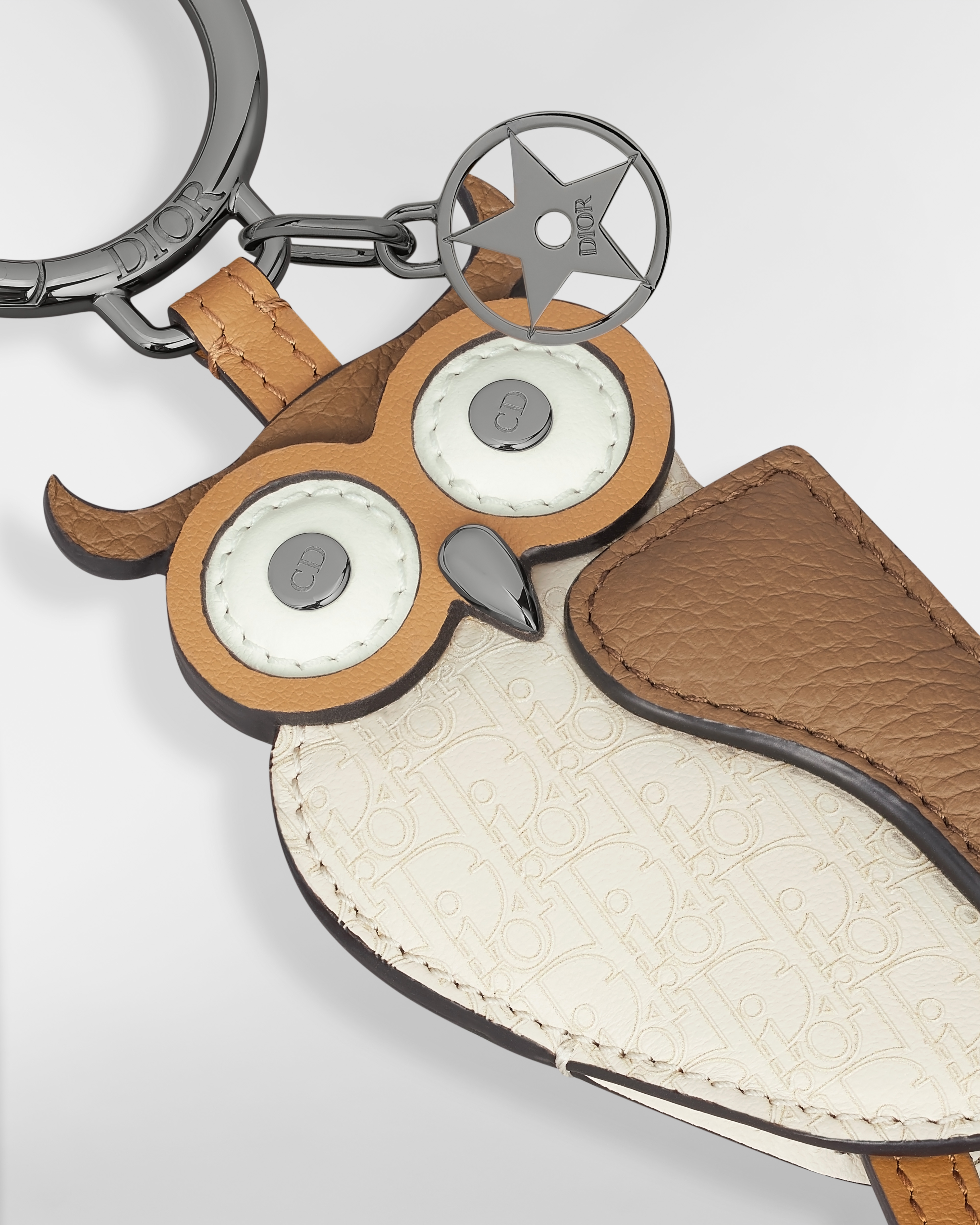 Saddle Owl Key Ring Brown Smooth Calfskin, Deep Brown Grained Calfskin, Beige Micro Dior Oblique Calfskin E09