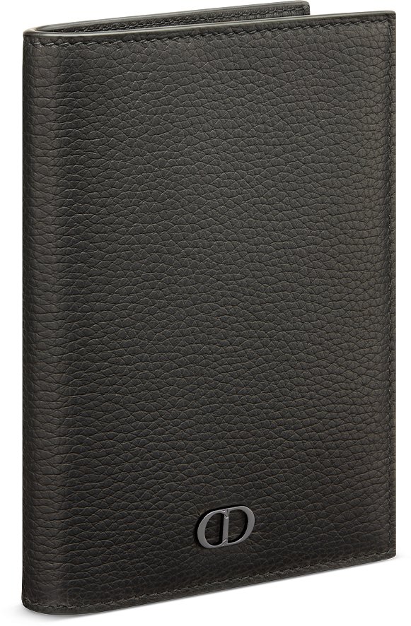 Passport Cover Three quarter closed view