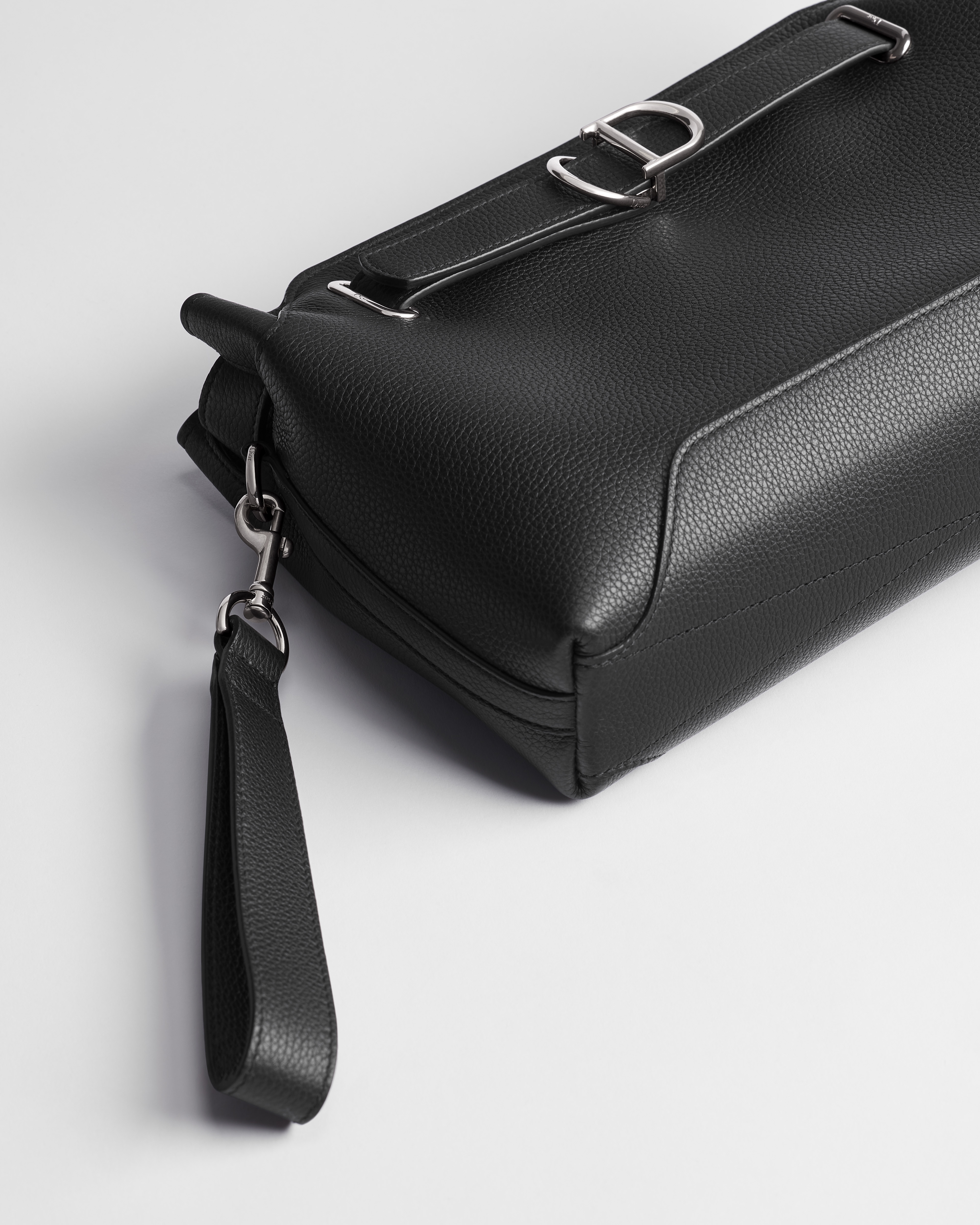 Driehoekige Dior Normandie A5-pouch Zwart generfd kalfsleer E11