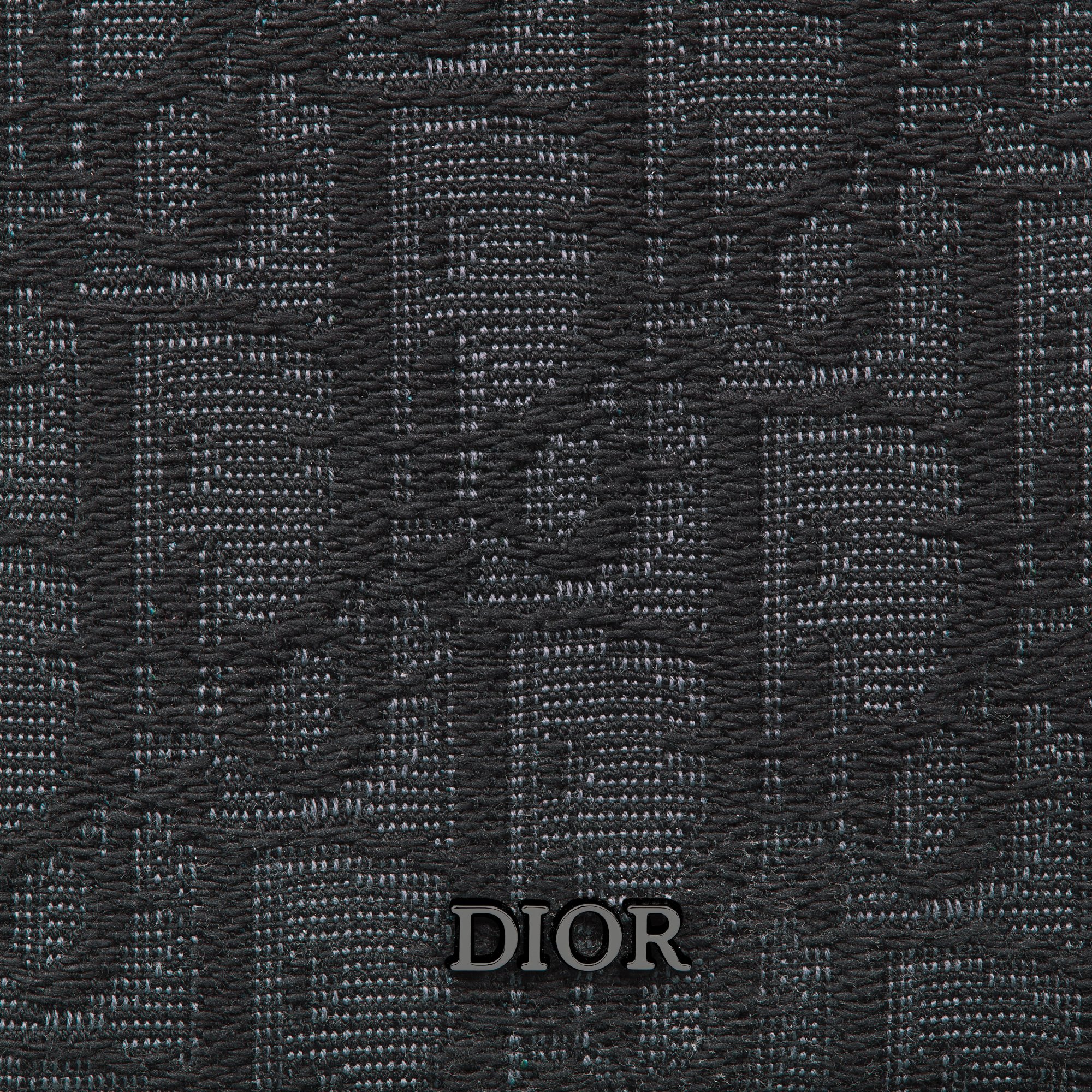 Vertical Long Wallet Detailed view