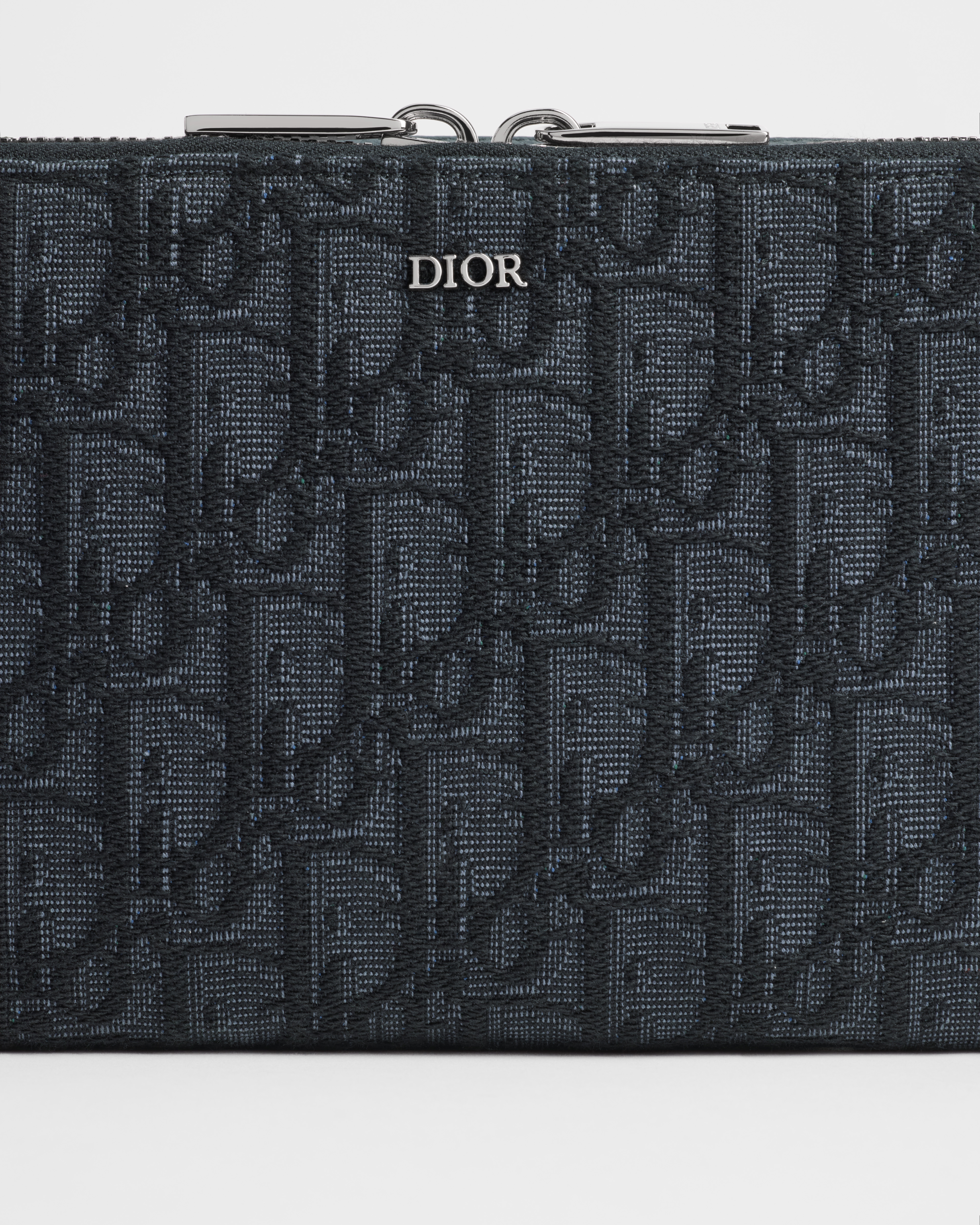 حقيبة باوتش مع سحّاب ورباط نمط ديور أوبليك الأسود بحبك الجاكار E10