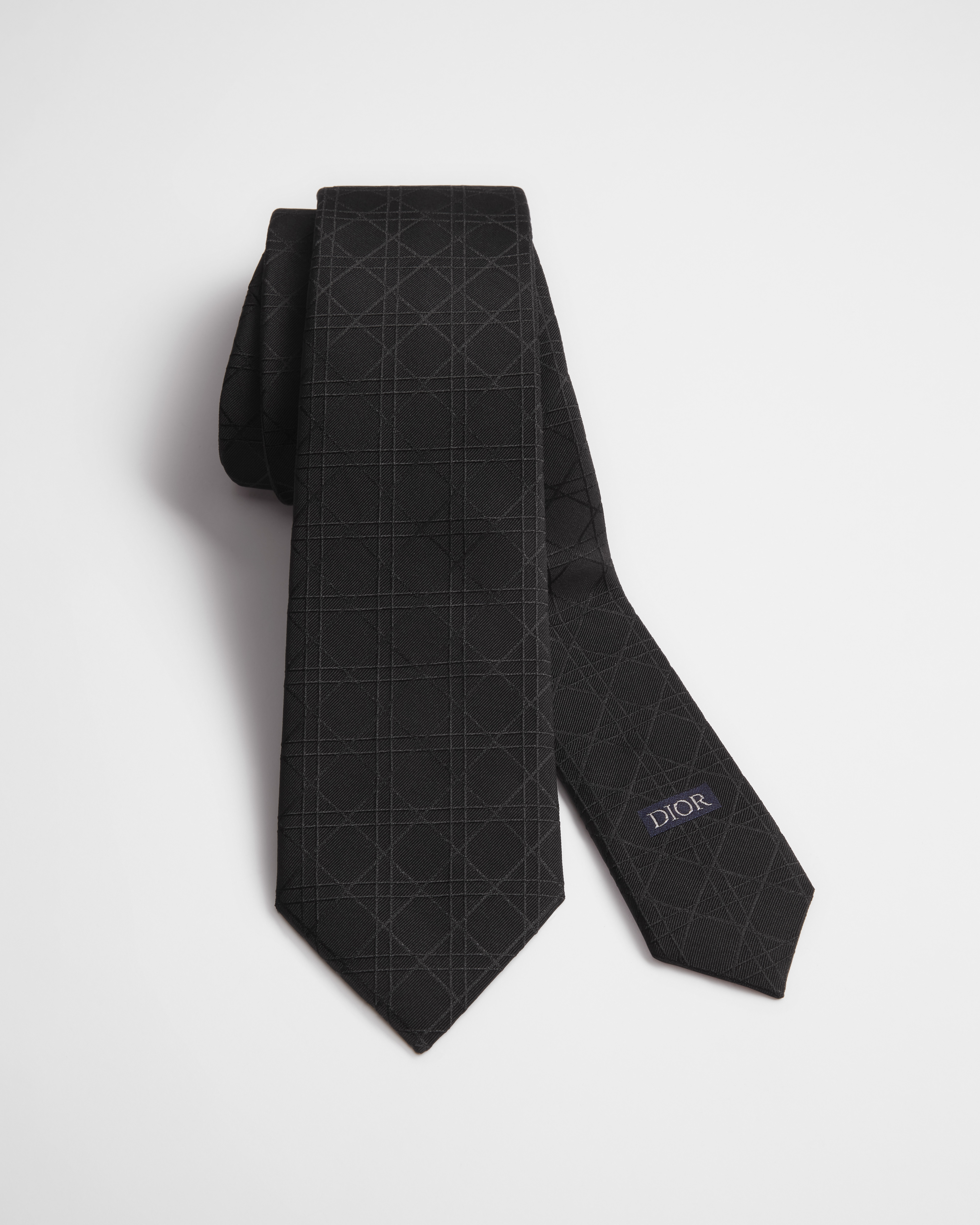 Cannage Tie Black Silk E10