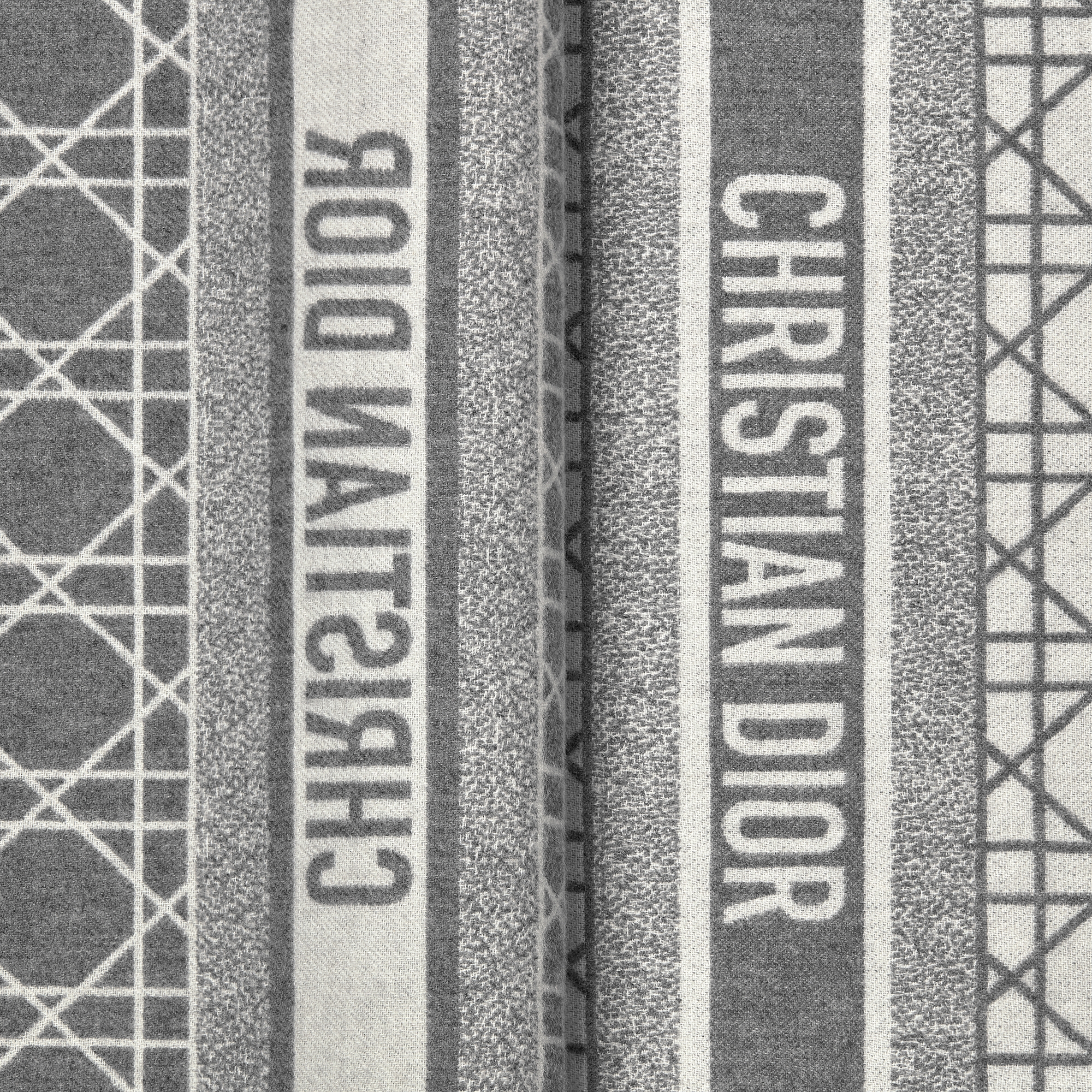 Dior Cannage 籐格紋圍巾 灰色和米棕色喀什米爾羊絨及精純羊毛 E09