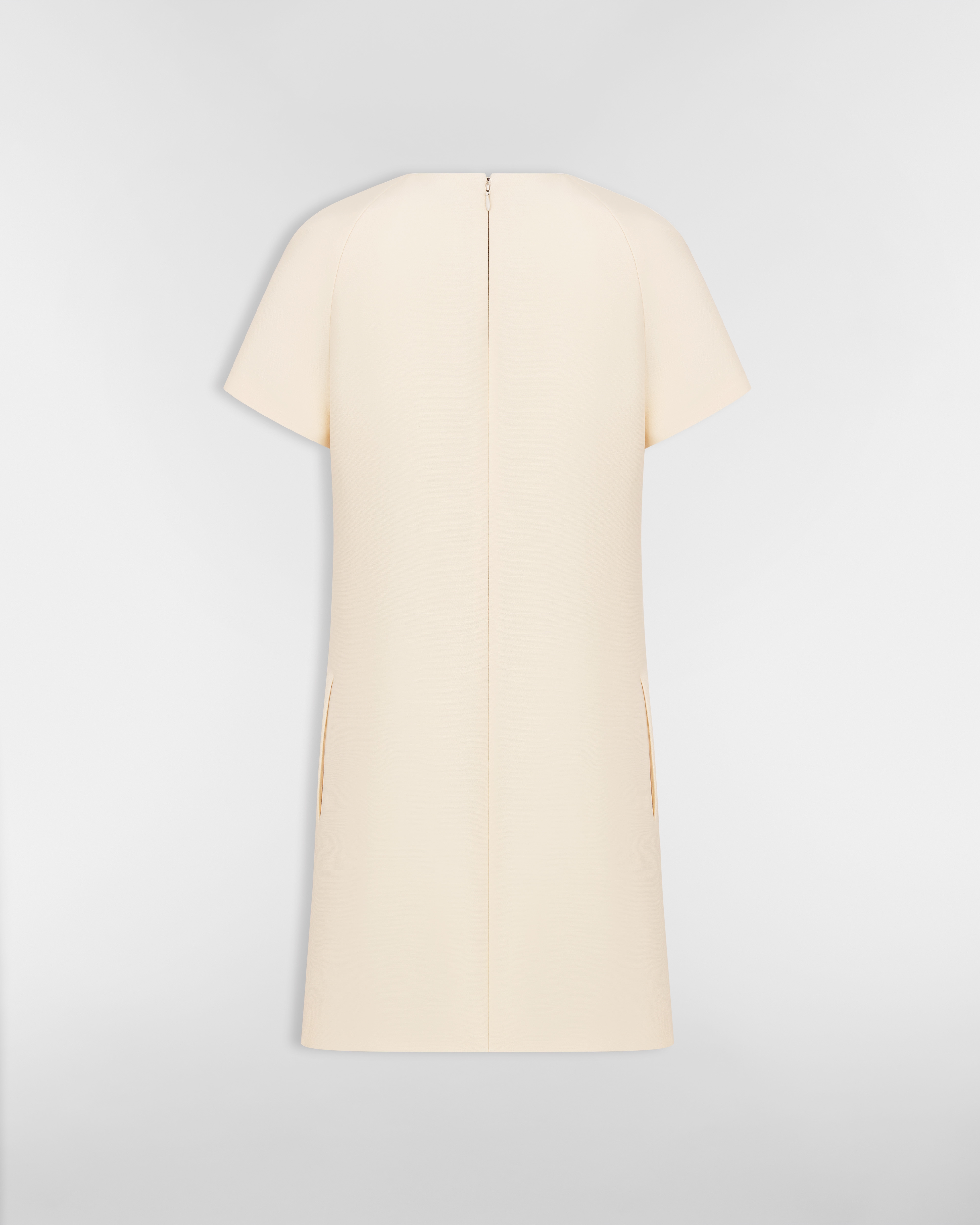 Kleid mit geradem Schnitt Wolle und Seide in Weiß E08