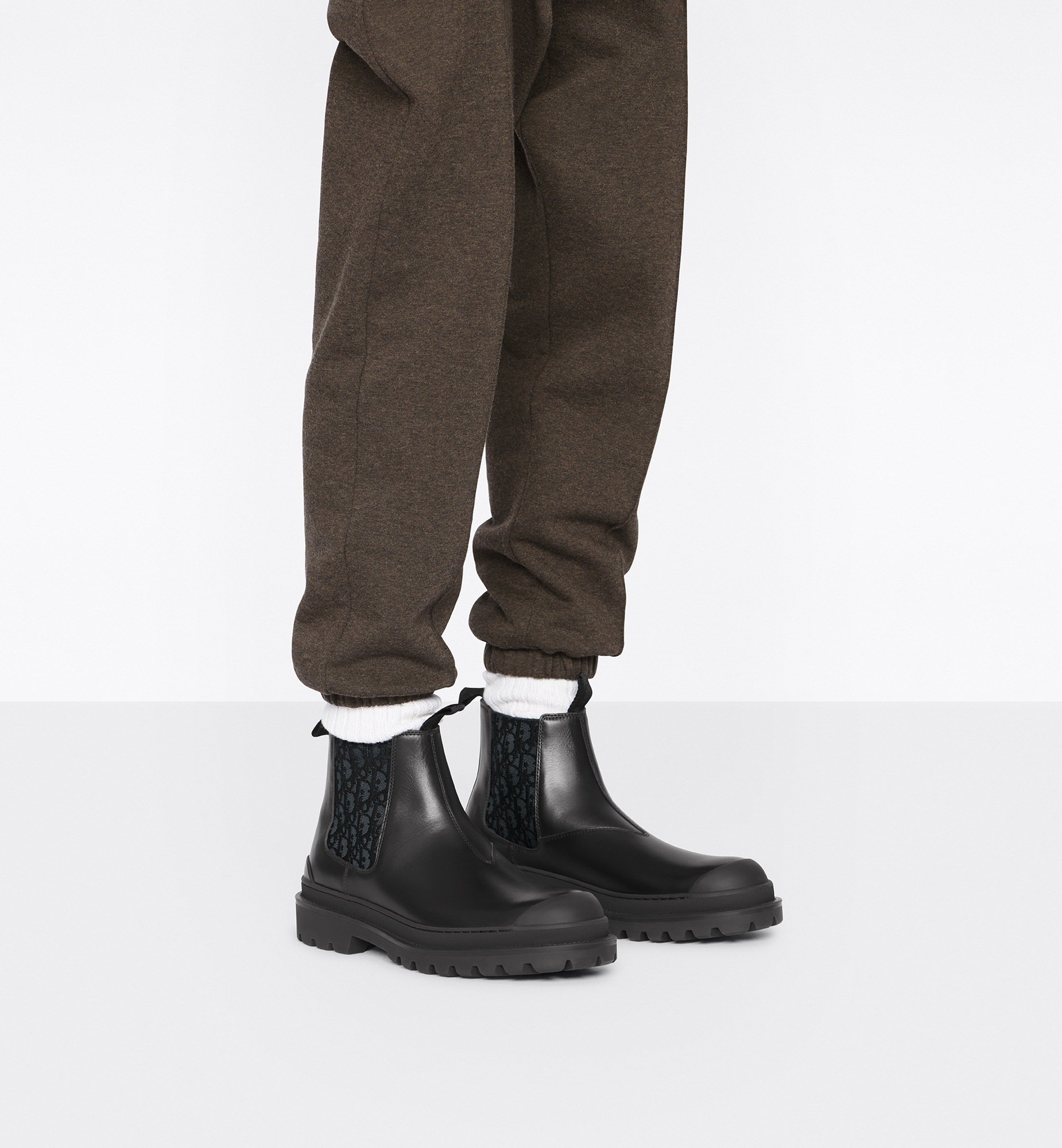 Dior Explorer チェルシーブーツ