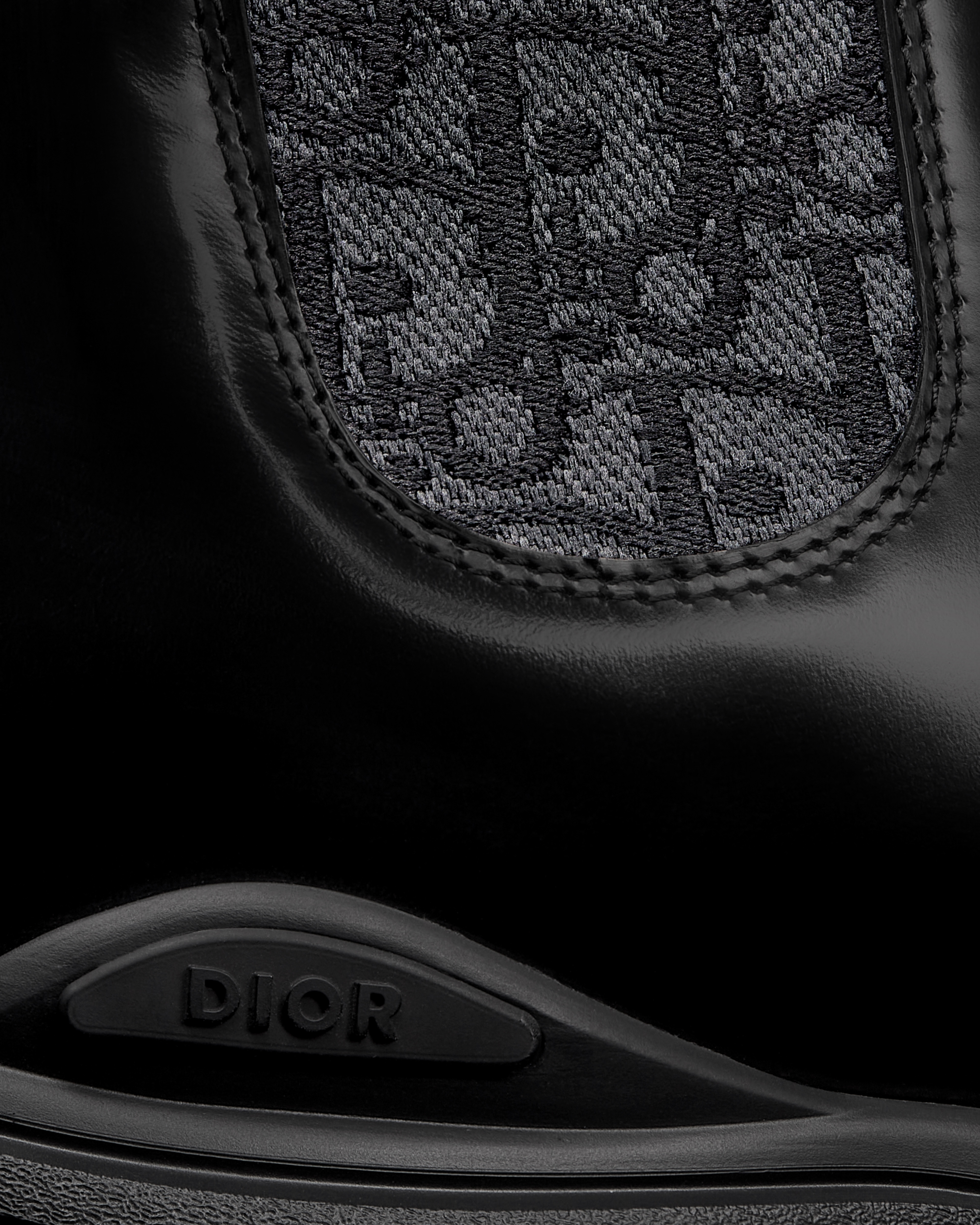 Dior Combat Chelsea Boot Black Polished Calfskin E09