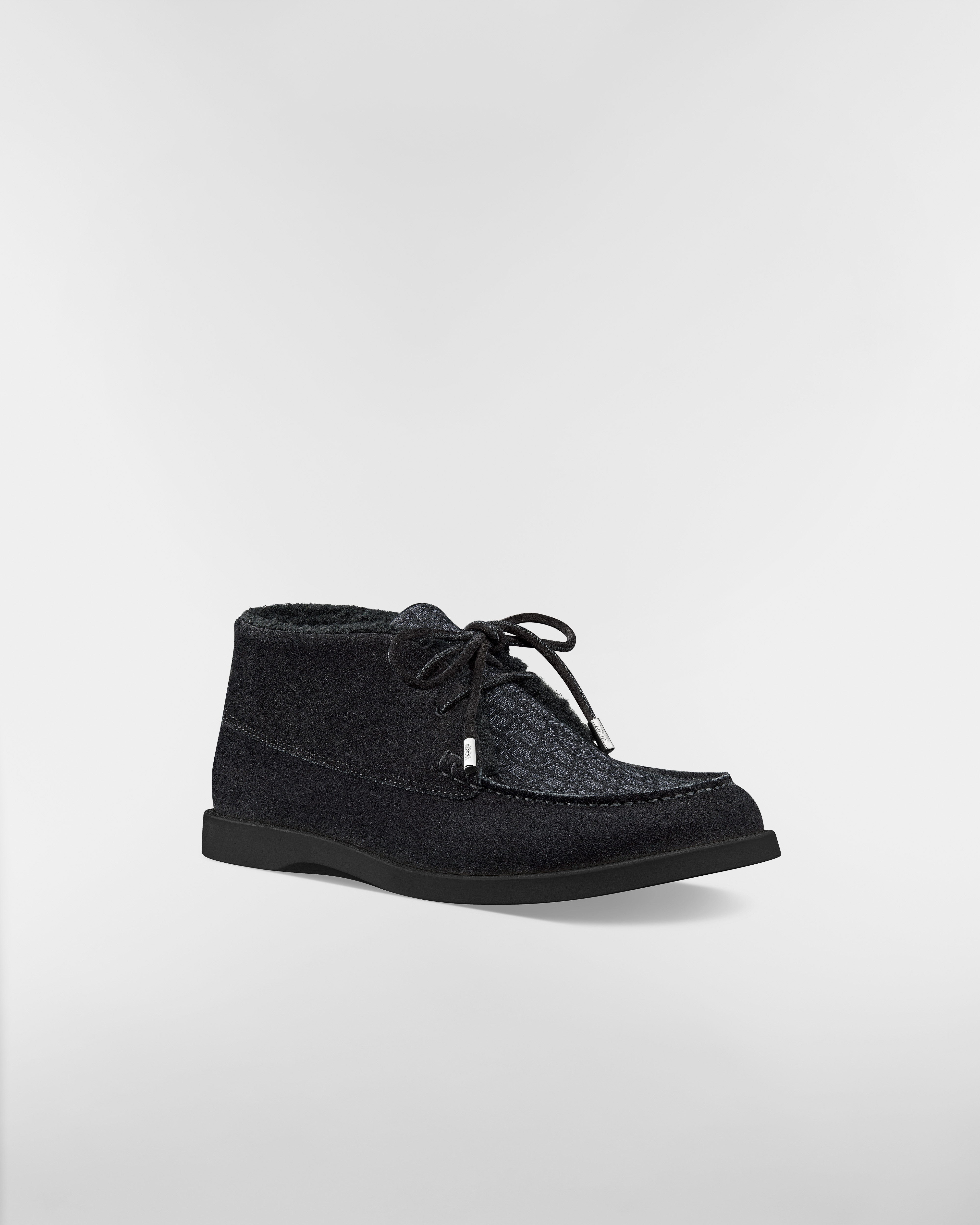 Dior Granville Chukka Stiefel Veloursleder in Schwarz, Dior Oblique Jacquard in Schwarz und Shearling in Schwarz E03