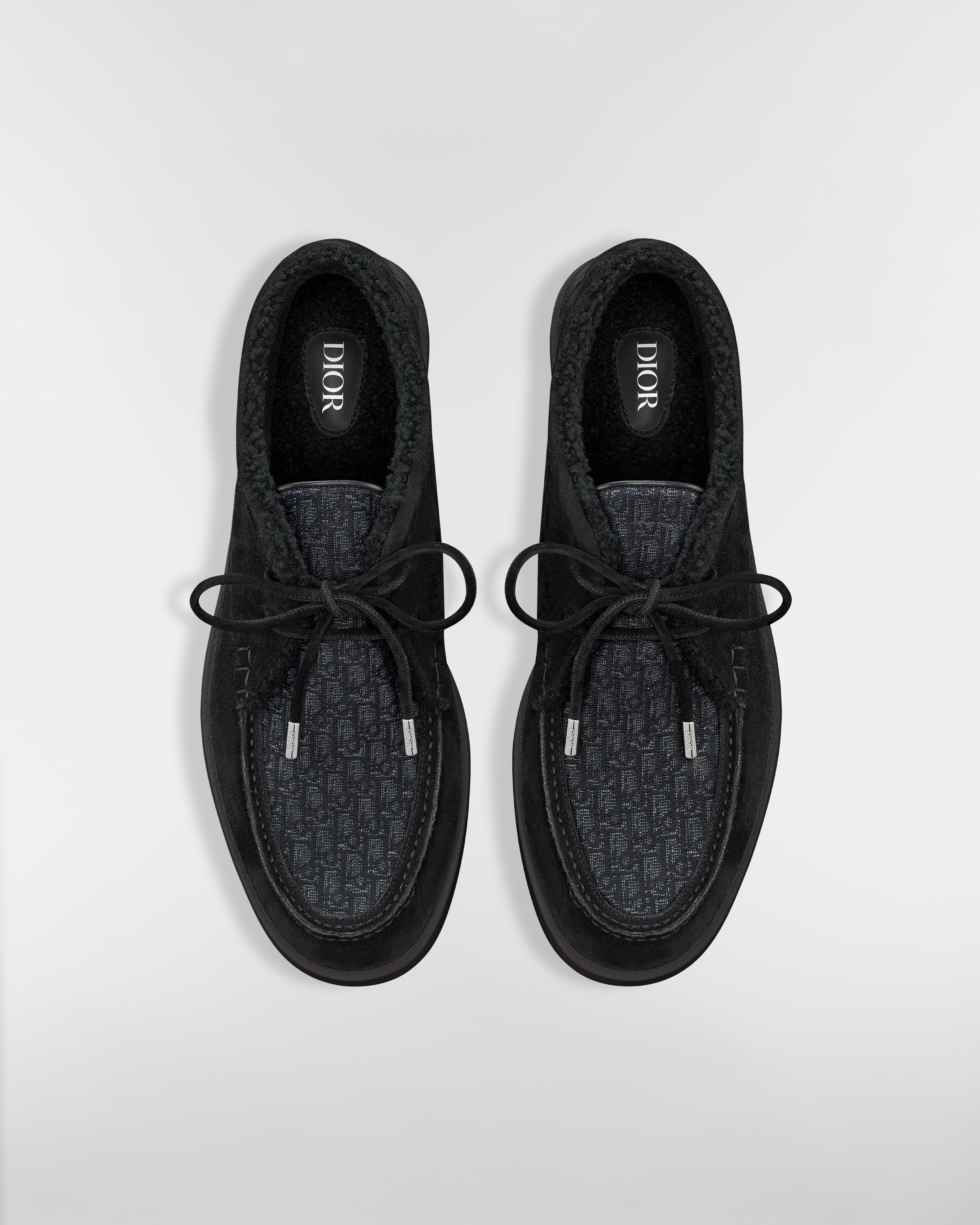 Dior Granville Chukka Stiefel Veloursleder in Schwarz, Dior Oblique Jacquard in Schwarz und Shearling in Schwarz E06