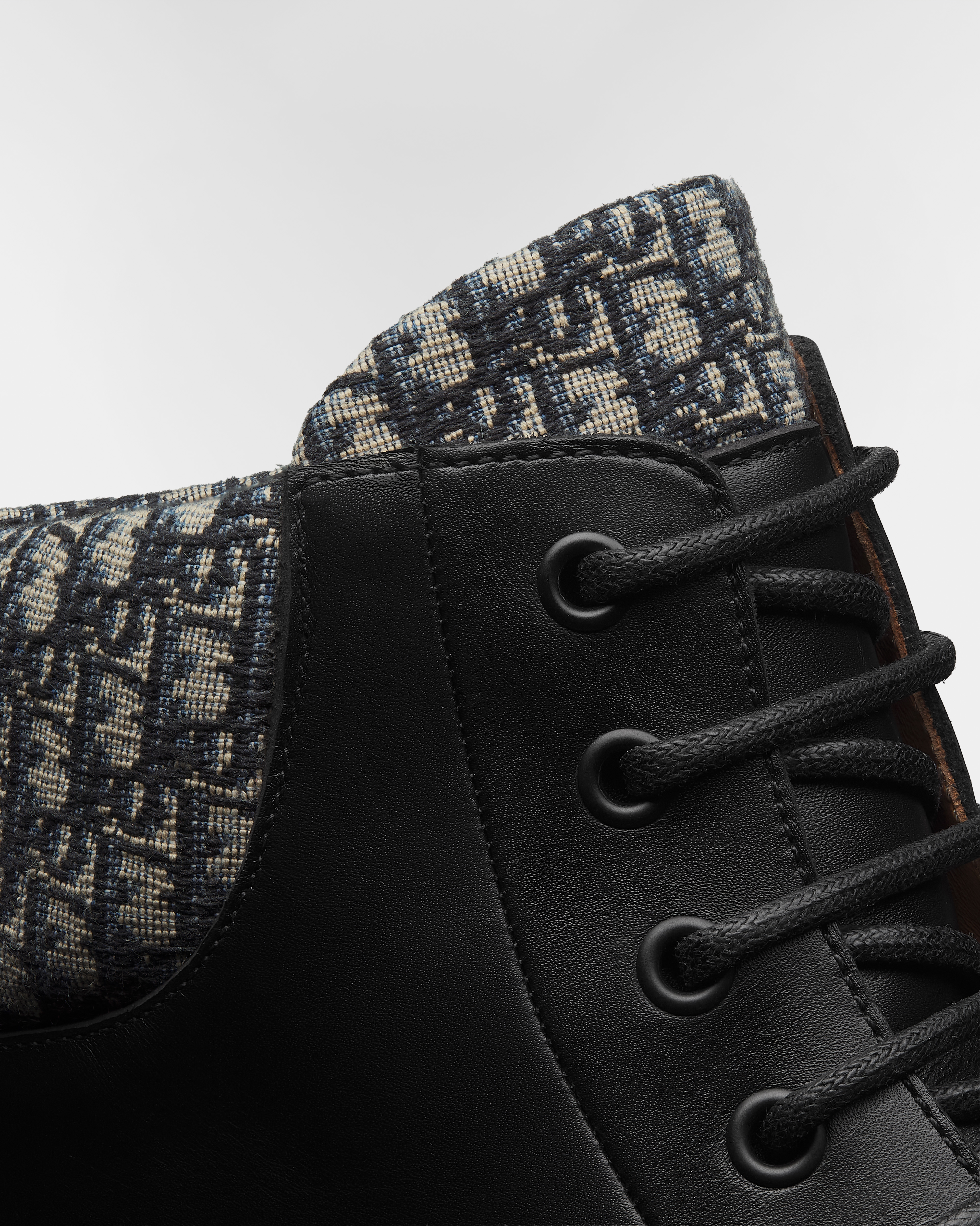 Dior Explorer III Ankle Boot Black Smooth Calfskin with Beige and Black Dior Oblique Jacquard E09