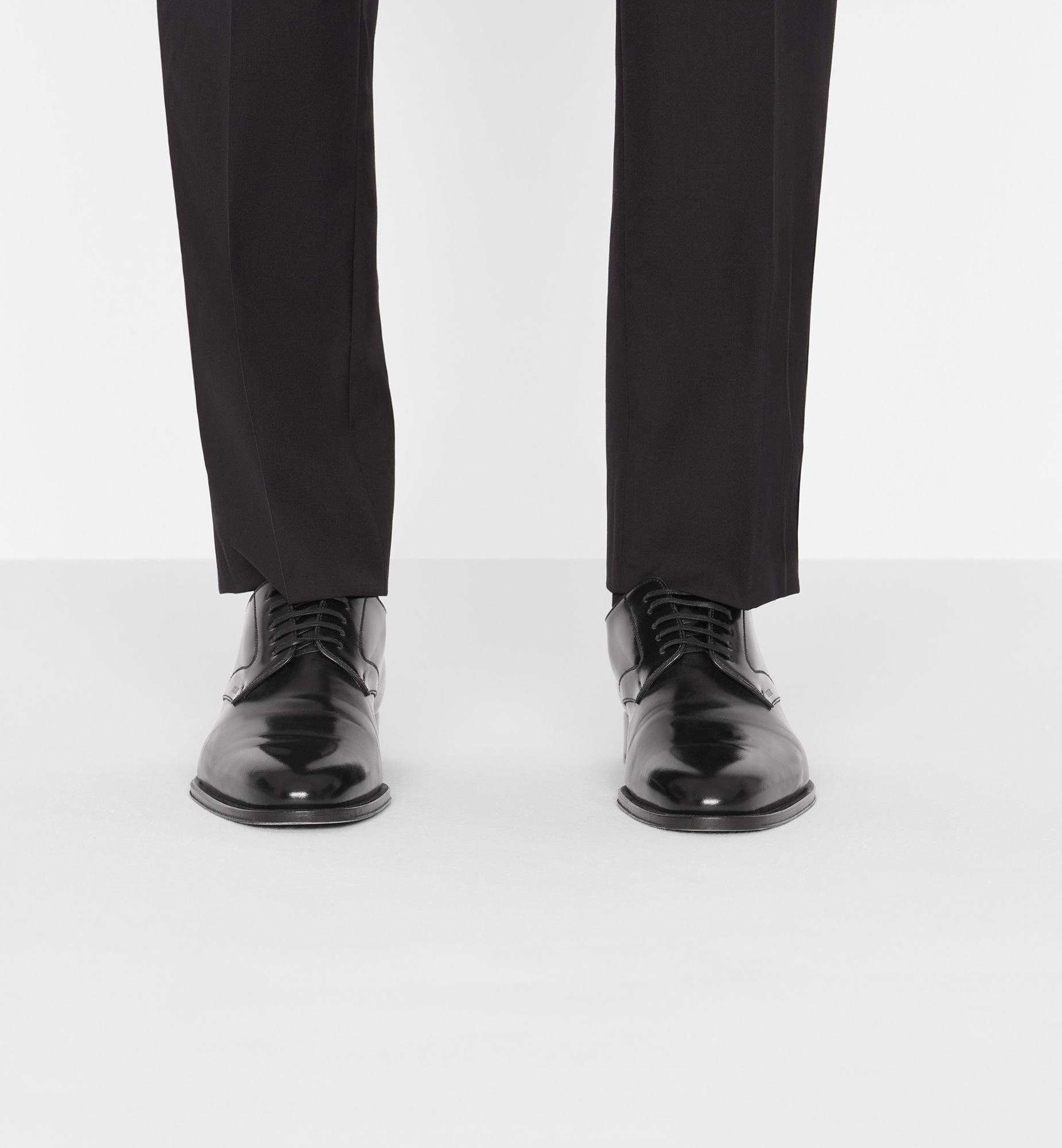 Dior Timeless Derby Schuh Poliertes Kalbsleder in Schwarz | DIOR