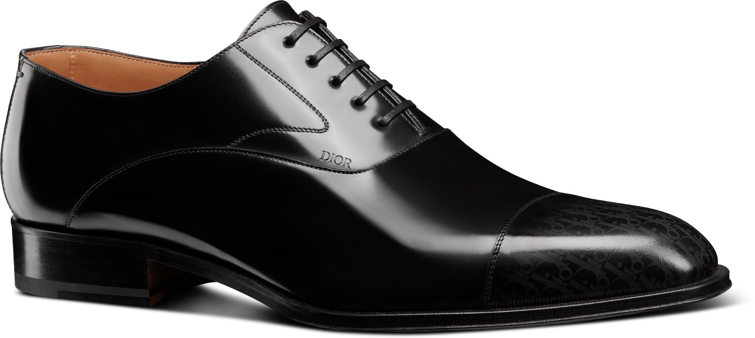 Dior Timeless Oxford Shoe Three quarter closed view