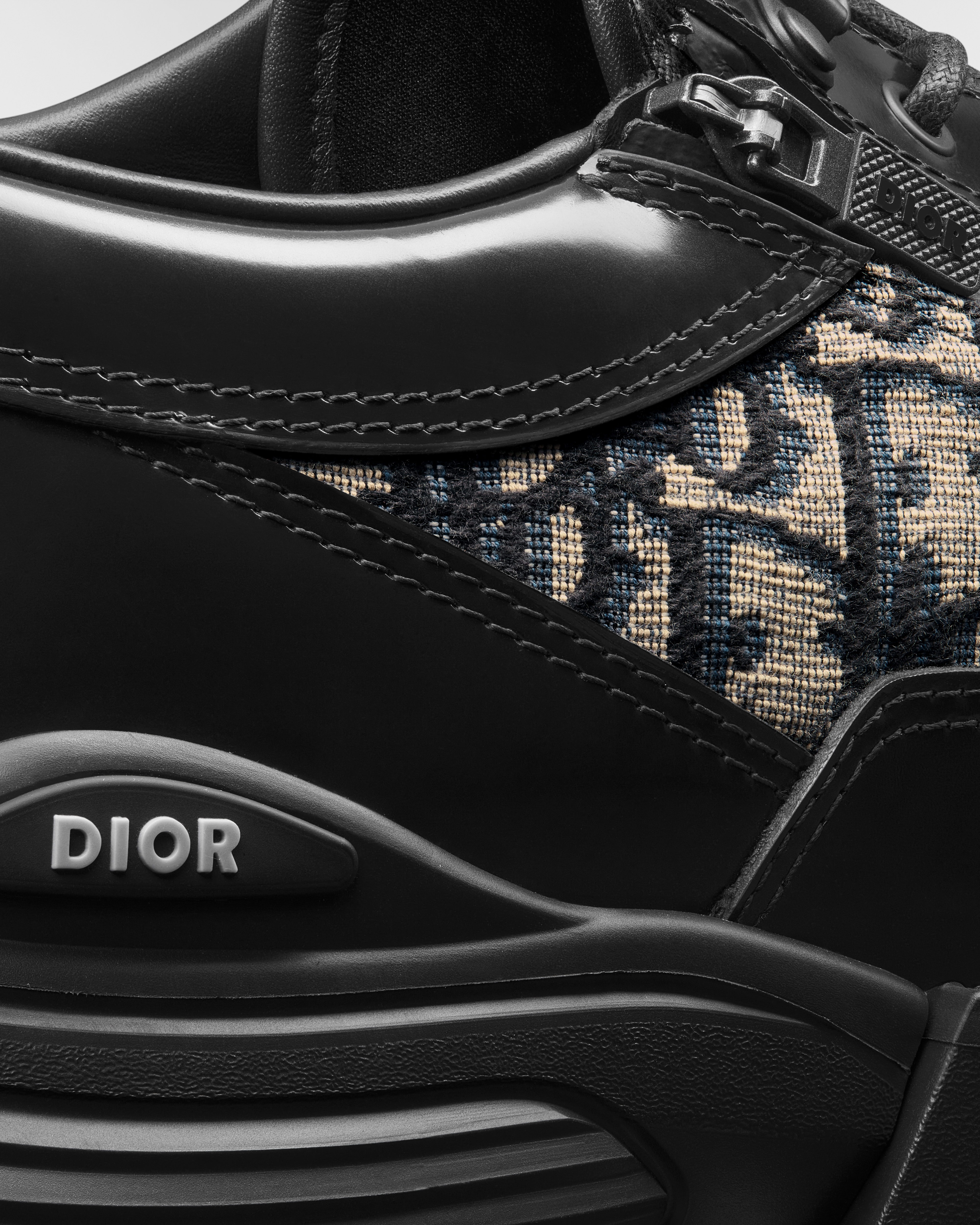 Zapato Derby Dior Combat Piel de becerro pulida negra con Dior Oblique en jacquard beige y negro E09