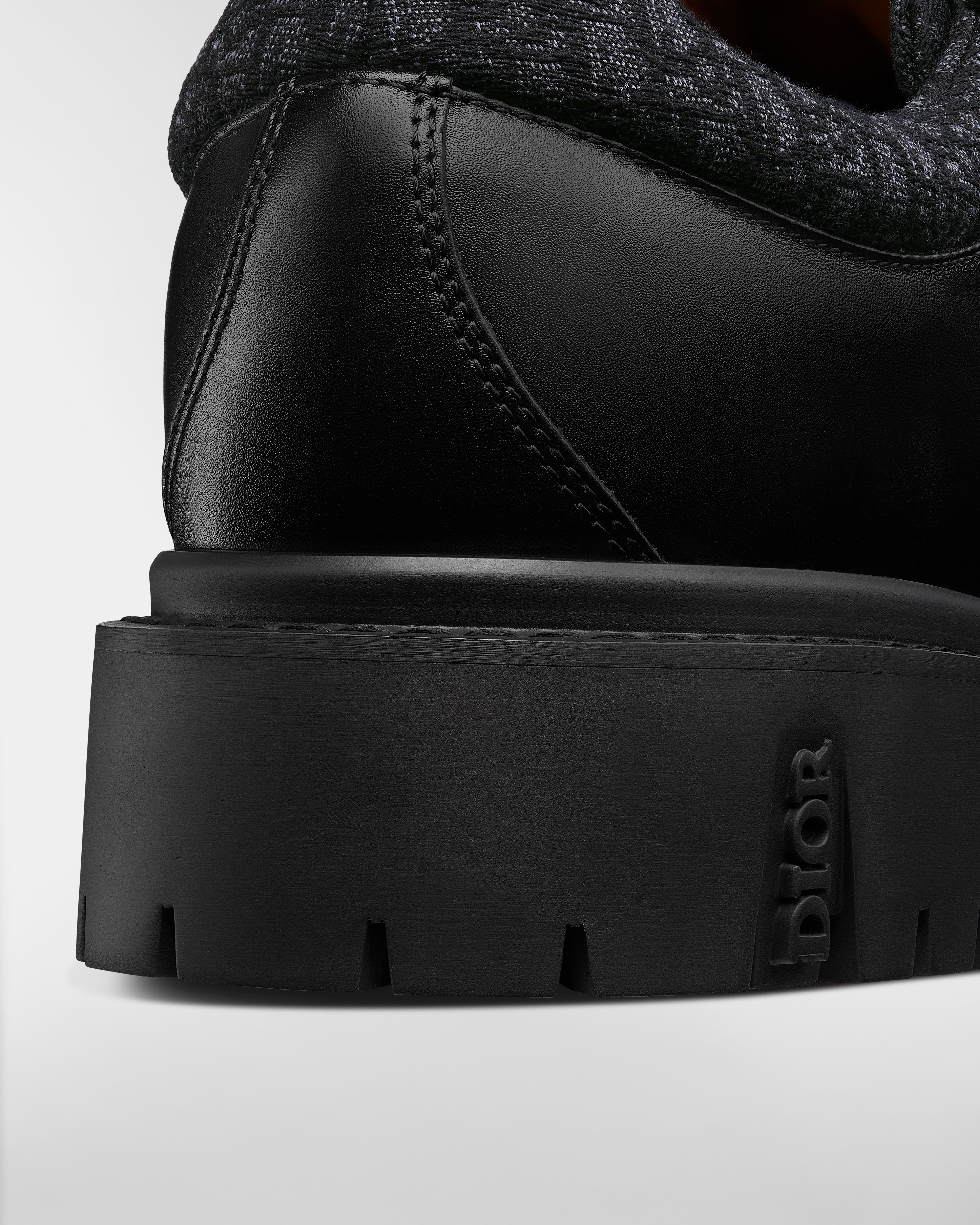 Dior Explorer III Derby Shoe Black Smooth Calfskin and Black Dior Oblique Jacquard E09