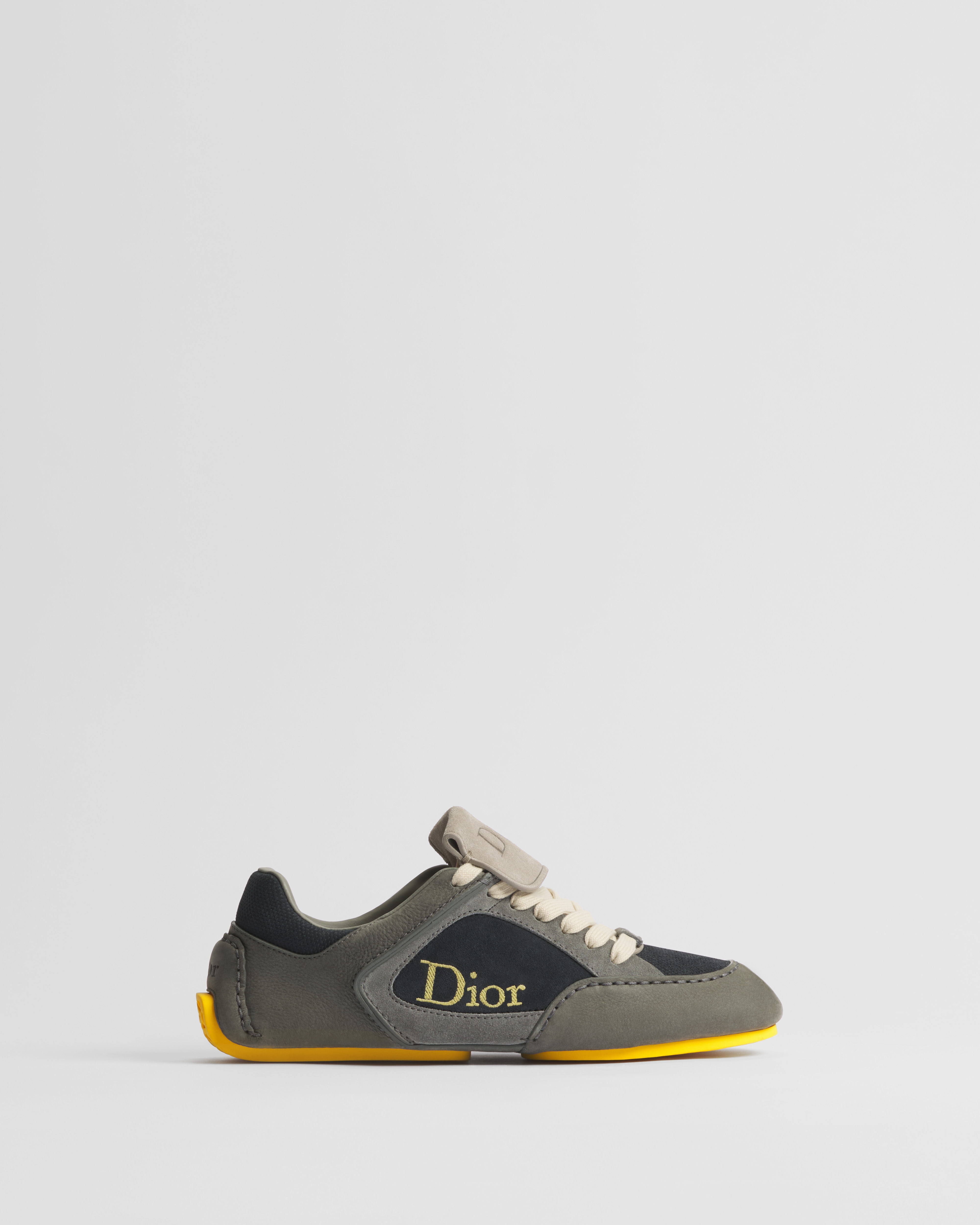 Dior Roadie ダービーシューズ グレー ヌバック、グレー & ネイビーブルー スエードカーフスキン E02