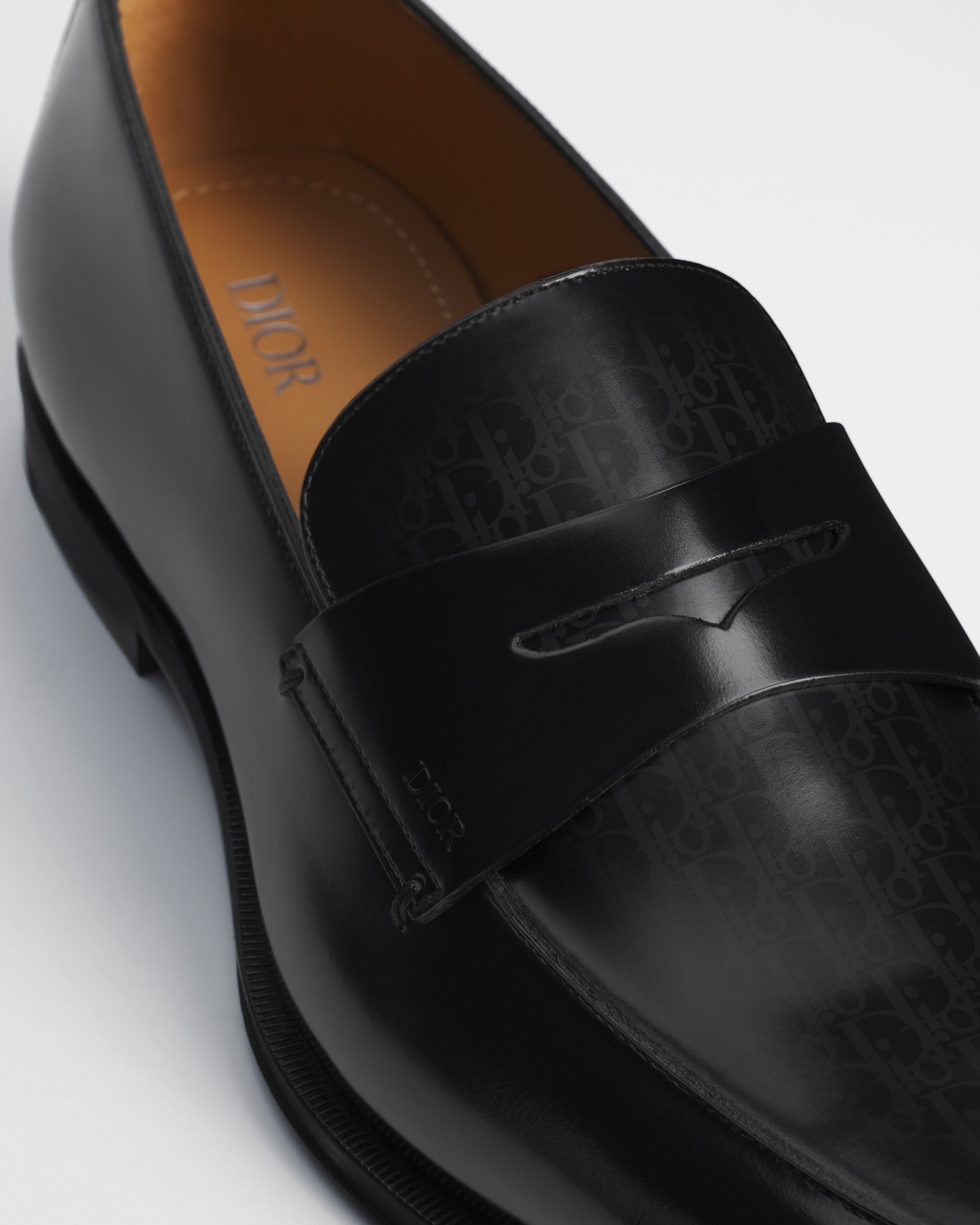 Dior Timeless Loafer Black Polished Calfskin with Dior Oblique Gradient E10
