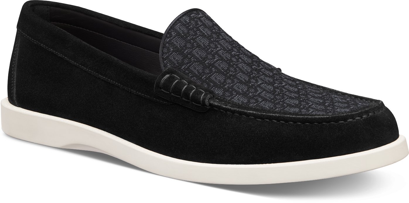Dior Granville Loafer Three quarter closed view Three quarter closed view