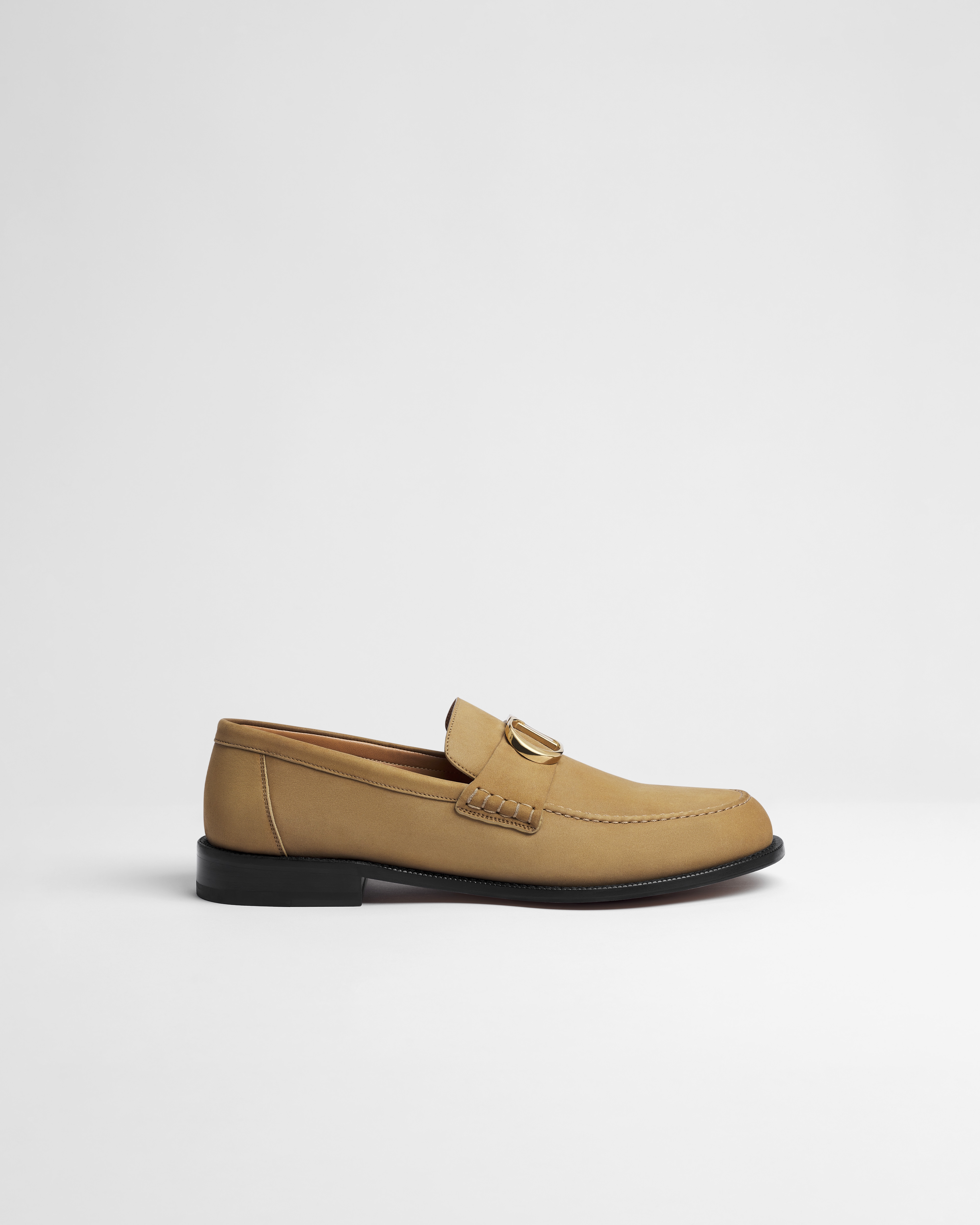 Dior Archie Loafer Camel Nubuck E02