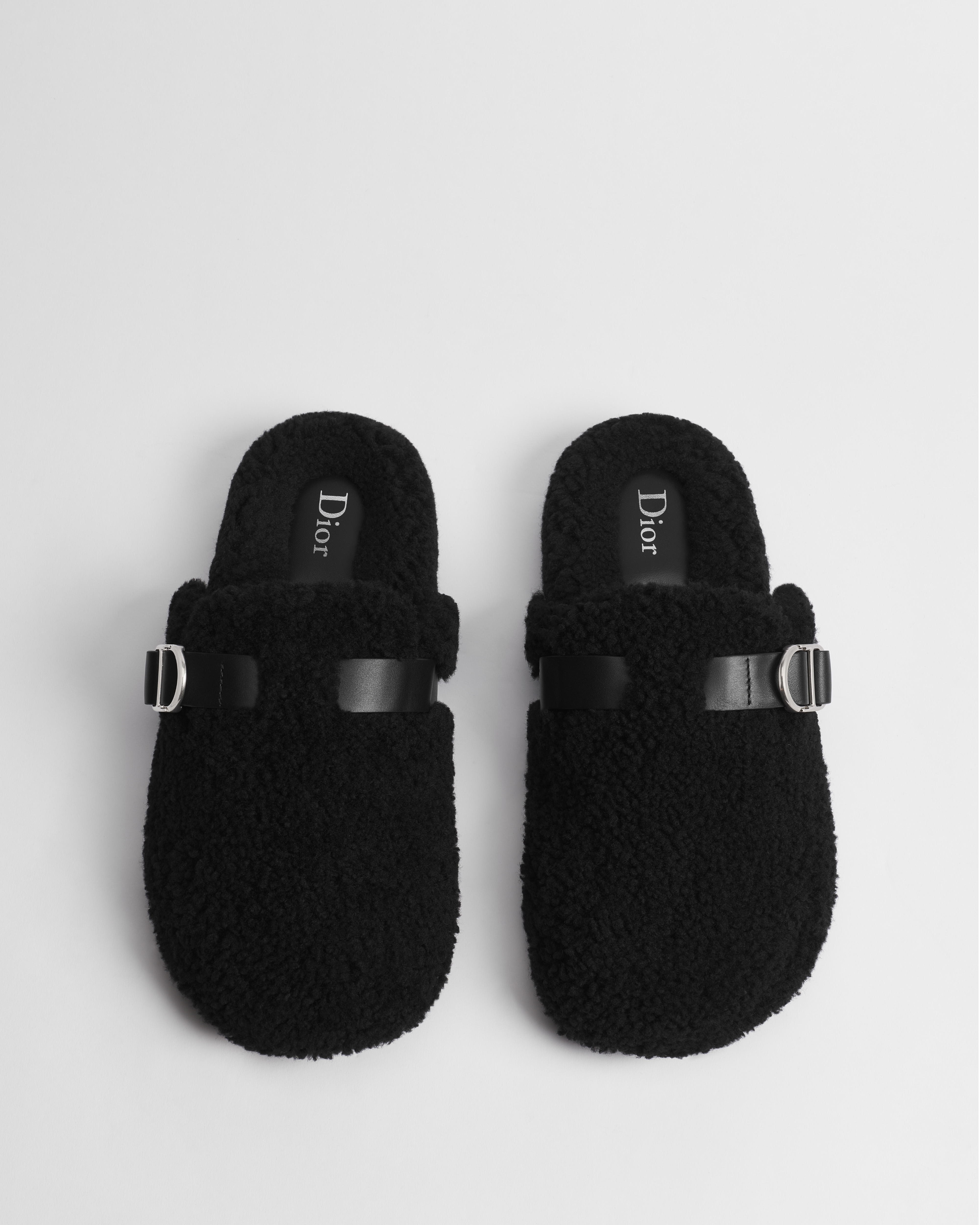 DiorAlps Dior Aqua Mule Shearling in Schwarz und glattes Kalbsleder in Schwarz E06