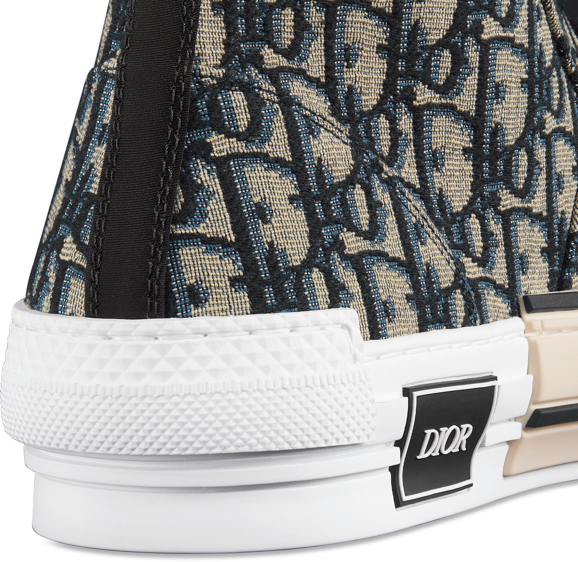 B23 League High-Top Sneaker Detailed view