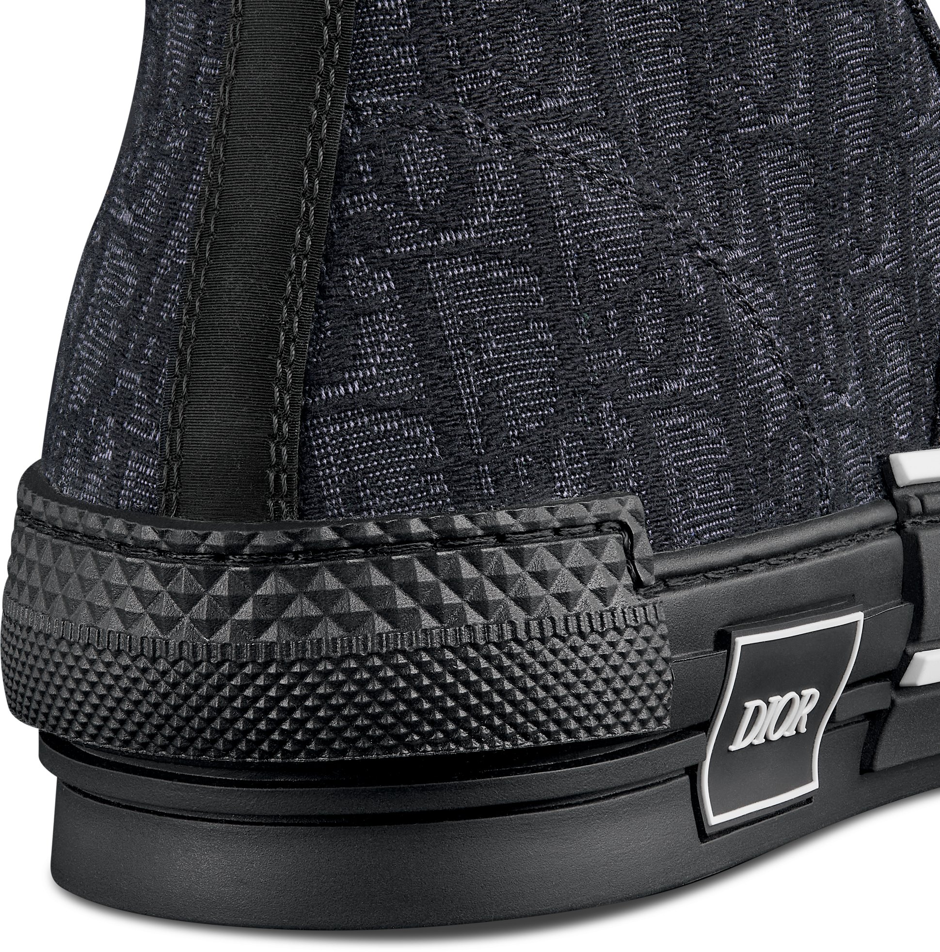 B23 League High-Top Sneaker Detailed view