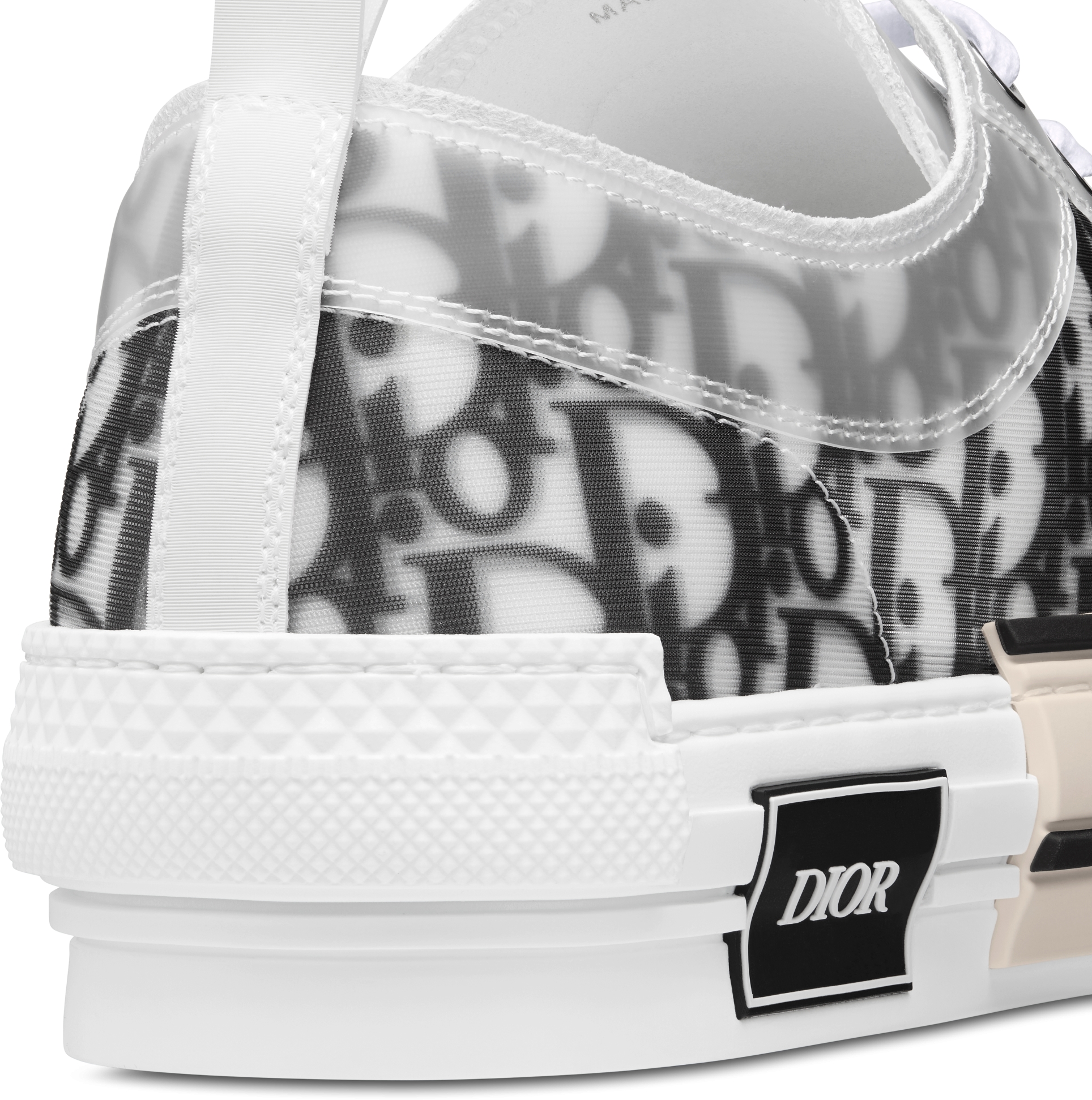 B23 Low Top Sneaker White and Black Dior Oblique Canvas DIOR