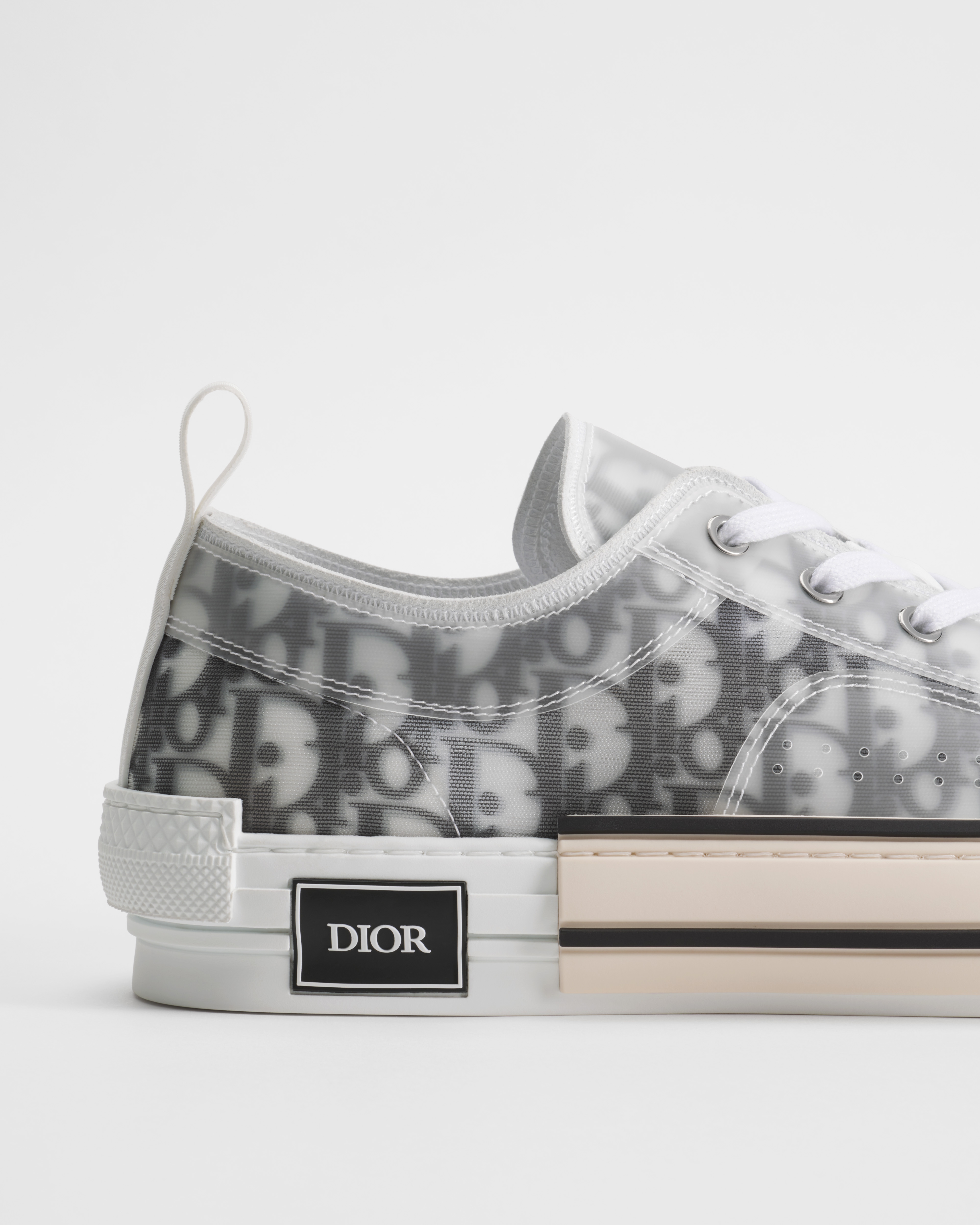 B23 League Low-Top Sneaker White and Black Dior Oblique Canvas E09