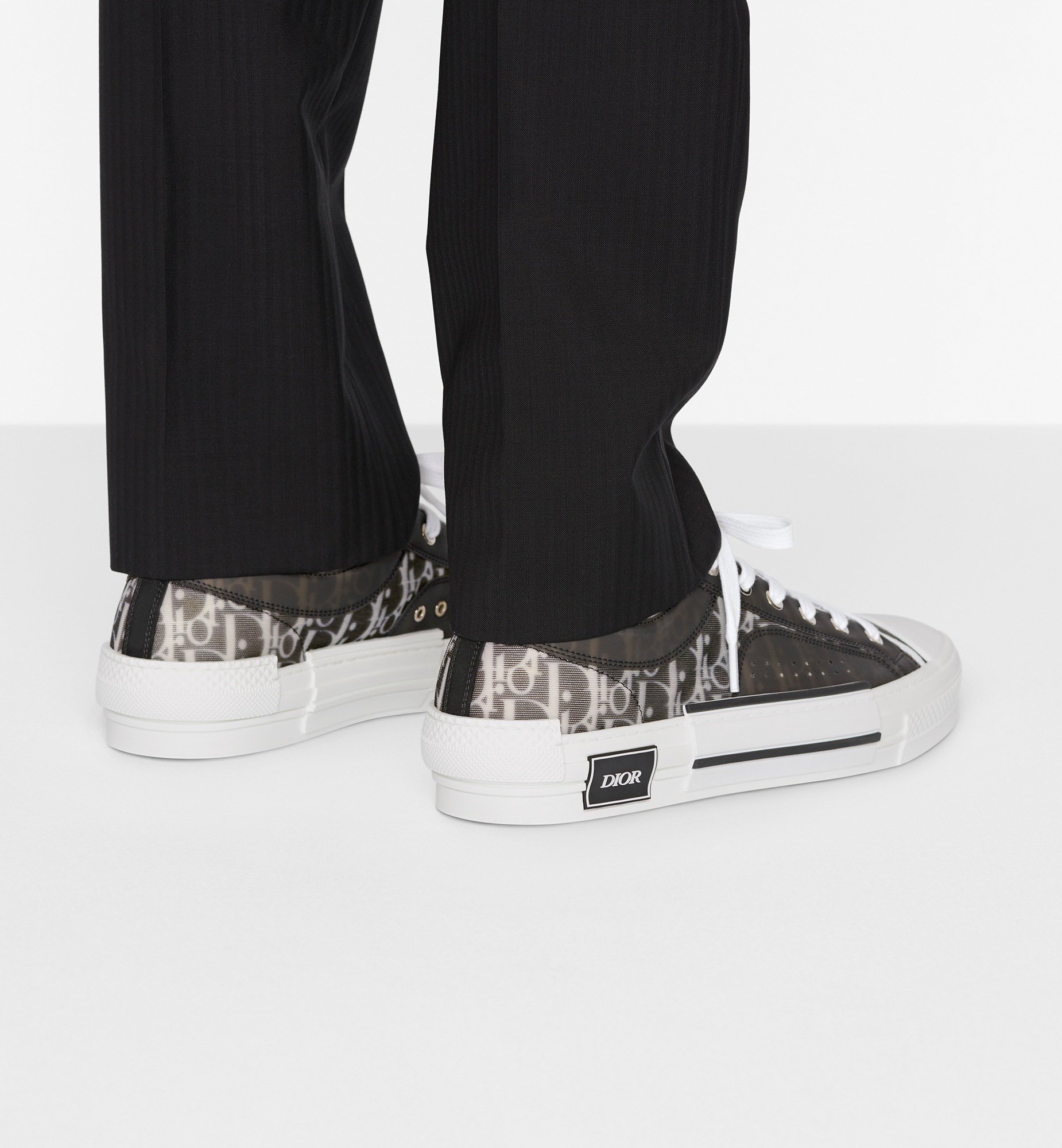 Dior black and white shoes top