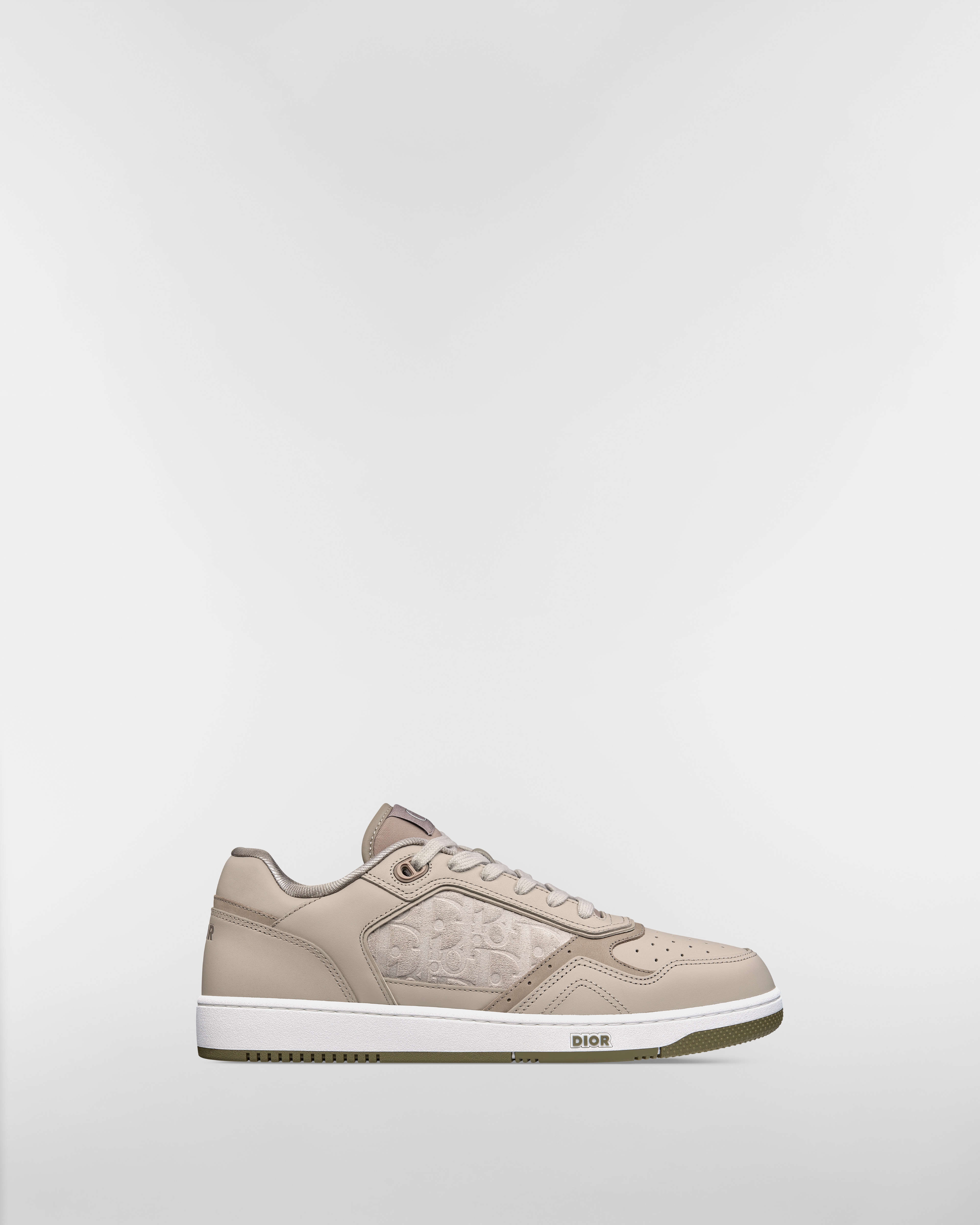 B27 Uptown Low-Top Sneaker Gray Smooth Calfskin and Gray Dior Oblique-Embossed Suede E02