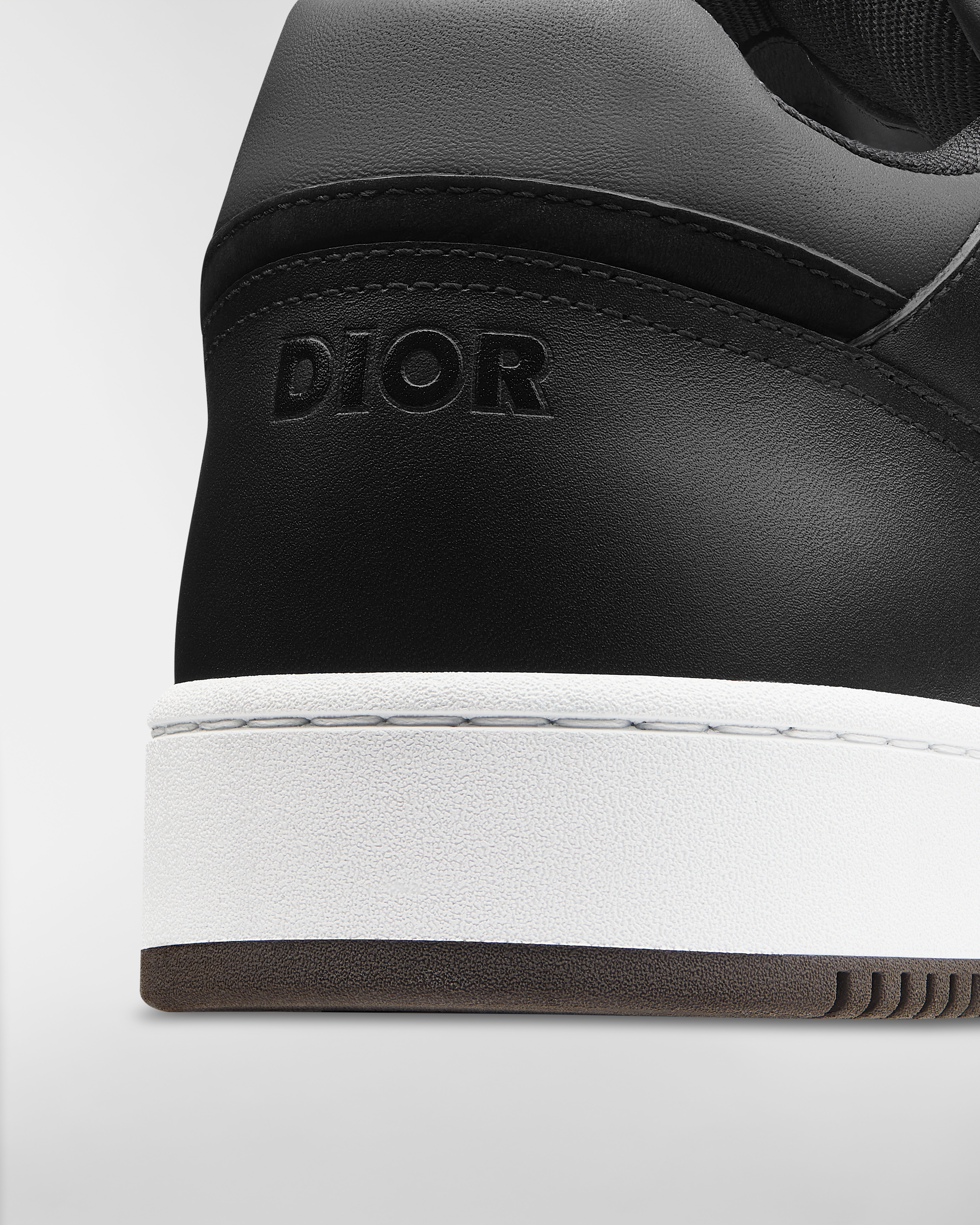 B27 Uptown Low-Top Sneaker Black Smooth Calfskin and Black Dior Oblique-Embossed Suede E09