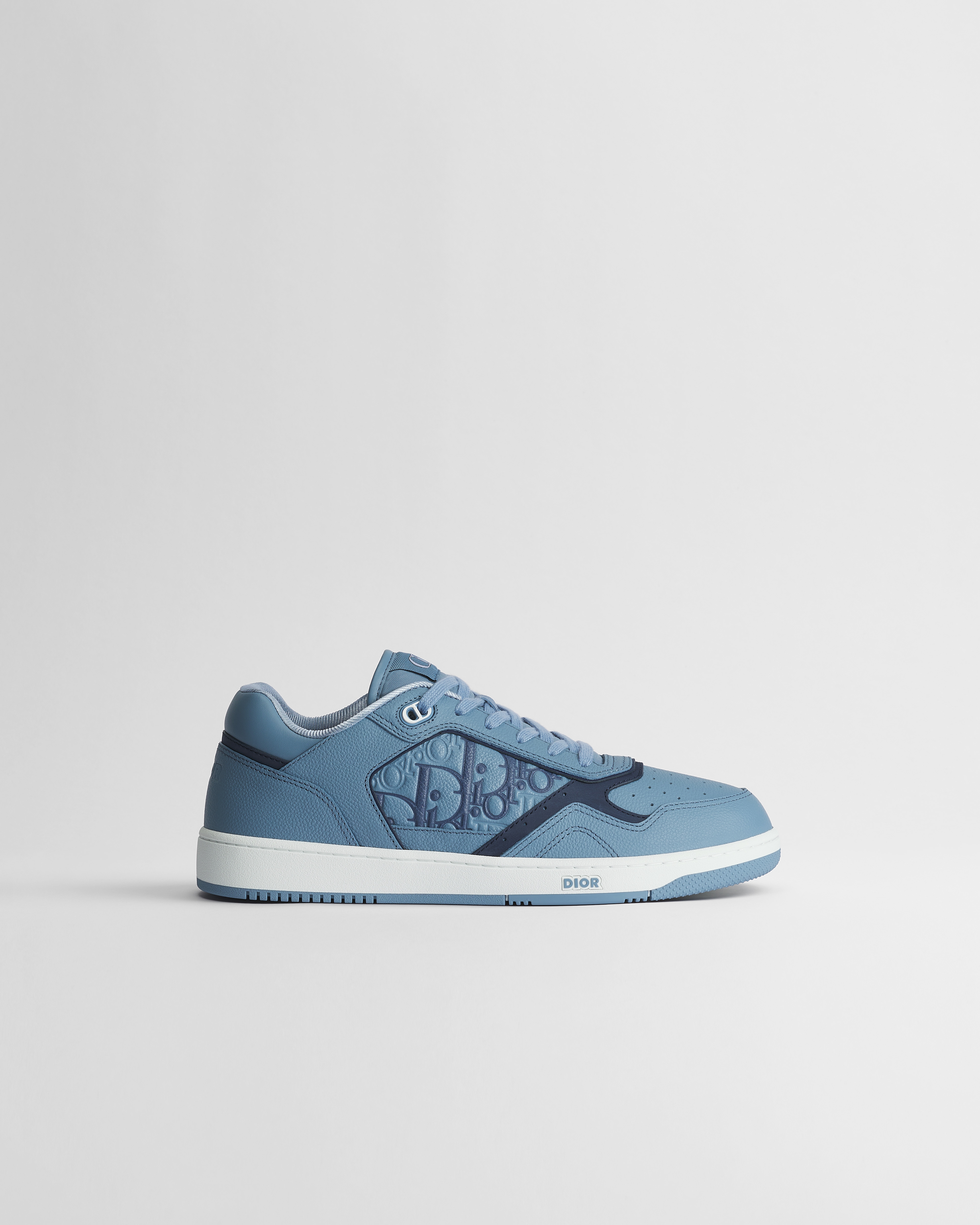 B27 Uptown Low-Top Sneaker Light Blue Grained Calfskin and Light Blue Dior Gravity Grained Leather E02