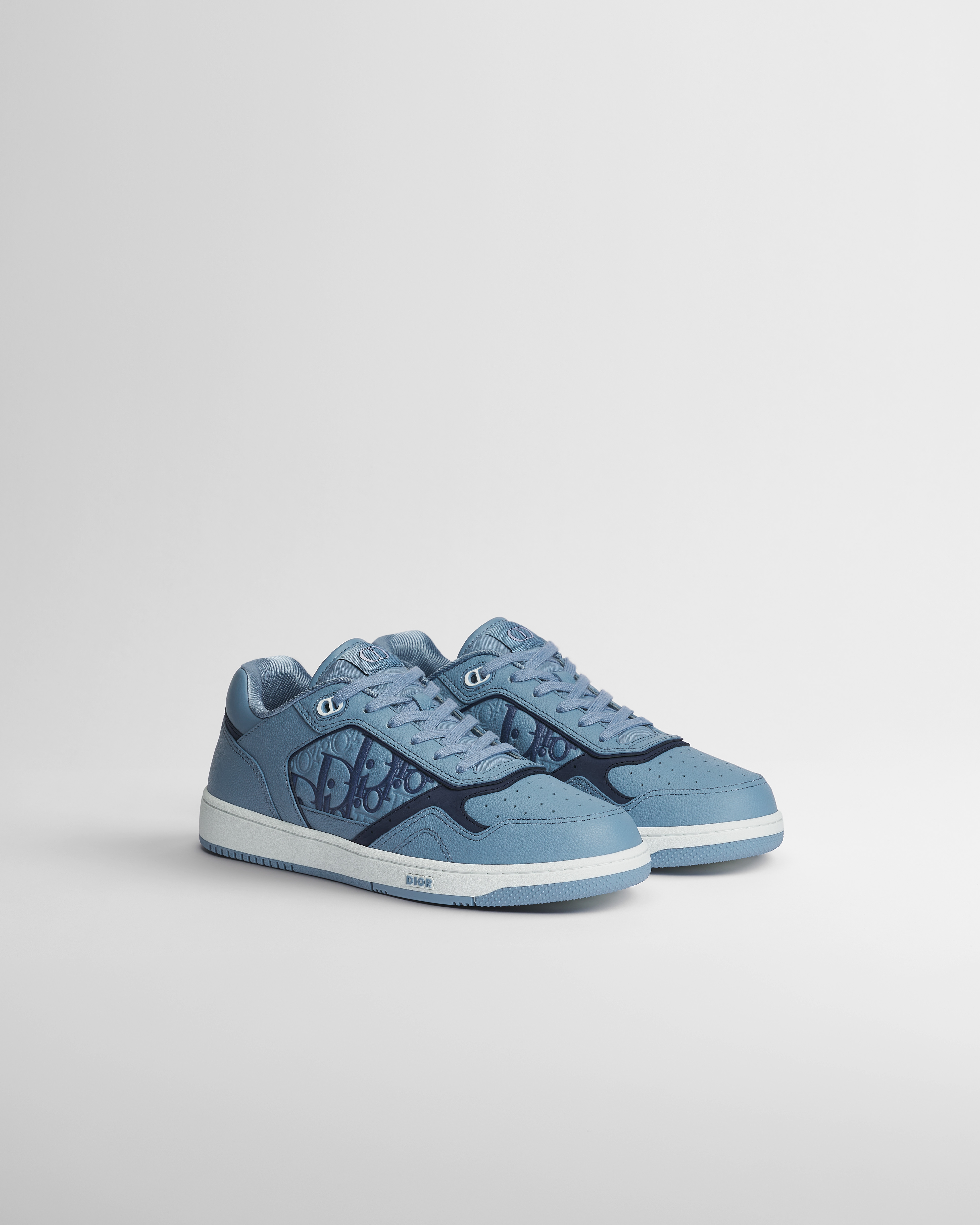 B27 Uptown Low-Top Sneaker Light Blue Grained Calfskin and Light Blue Dior Gravity Grained Leather E03