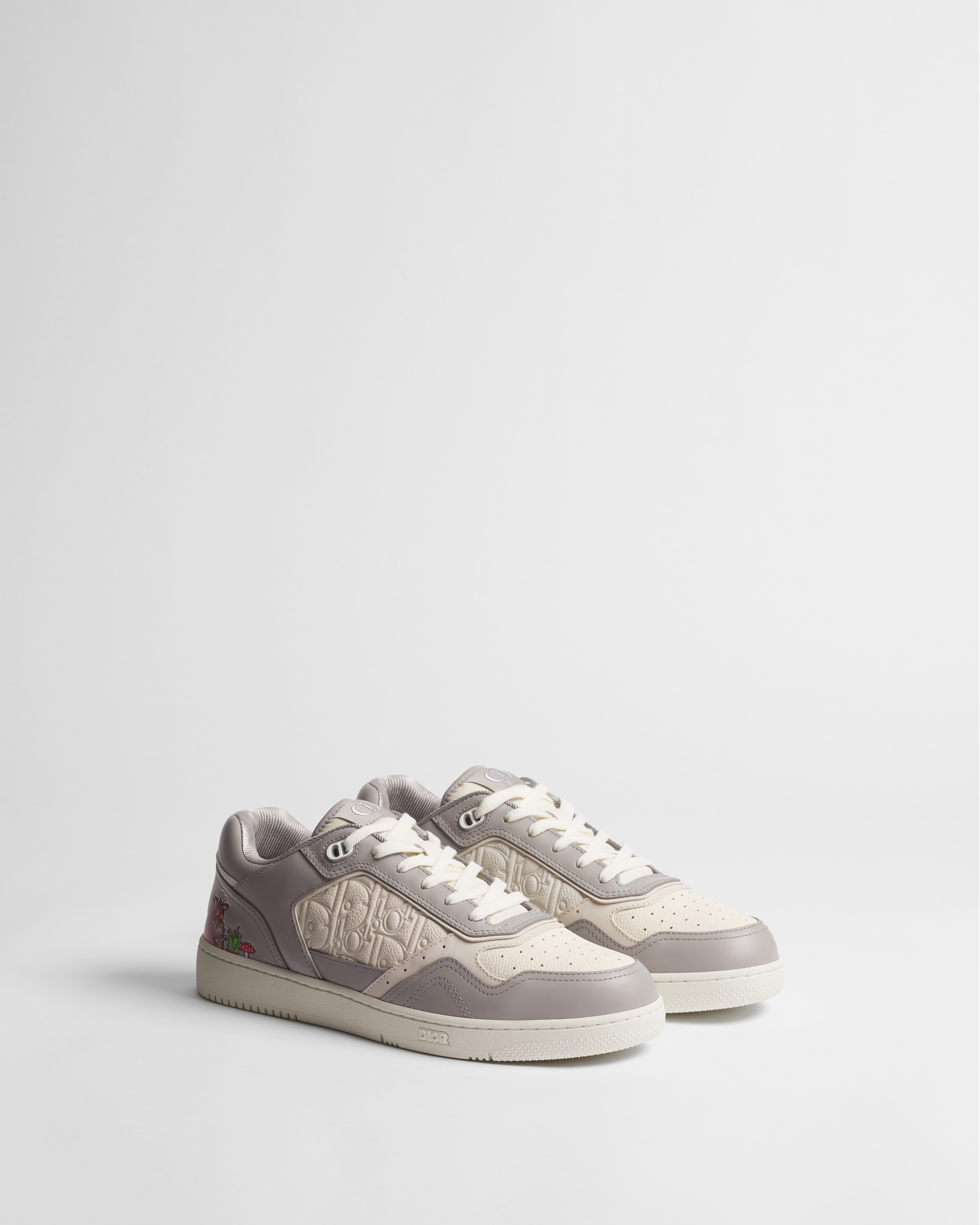 B27 Uptown Low-Top Sneaker Gray Smooth Calfskin and Cream Dior Gravity Grained Leather E03