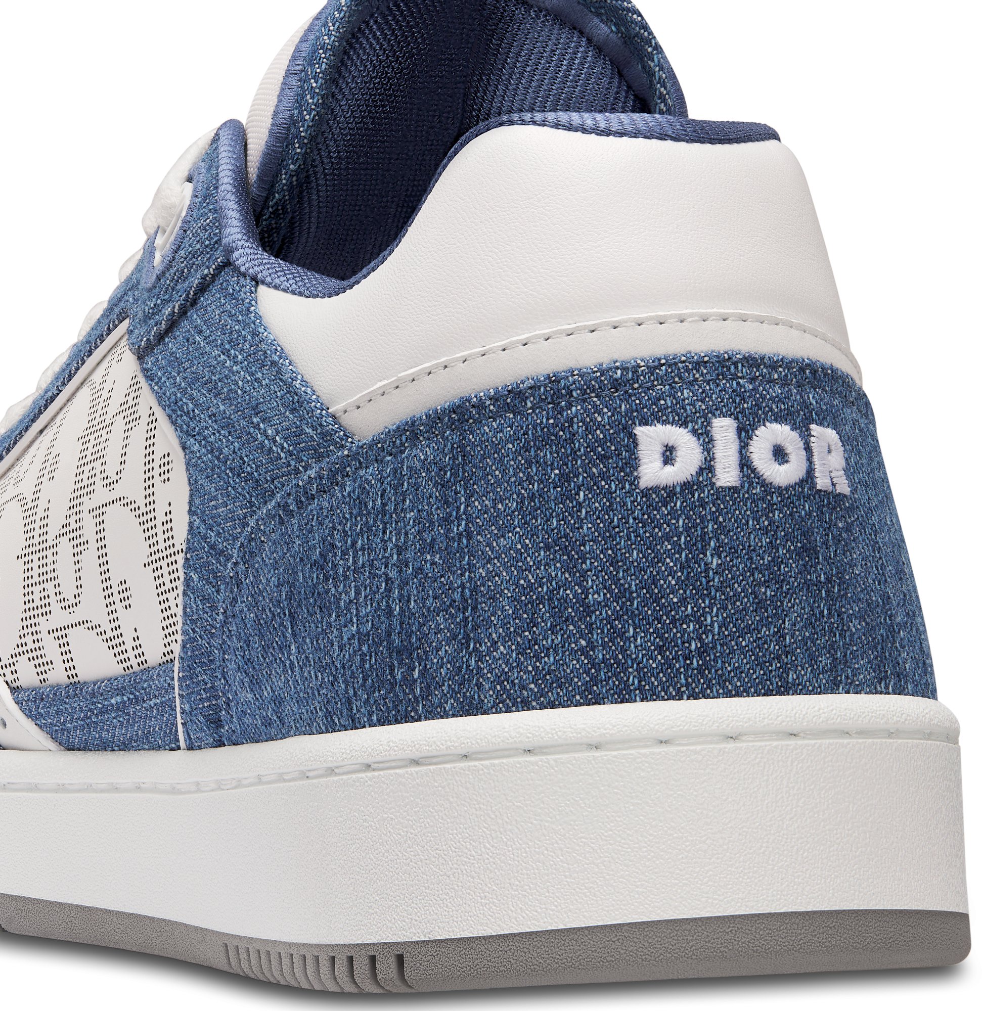 b27 low top sneaker dior