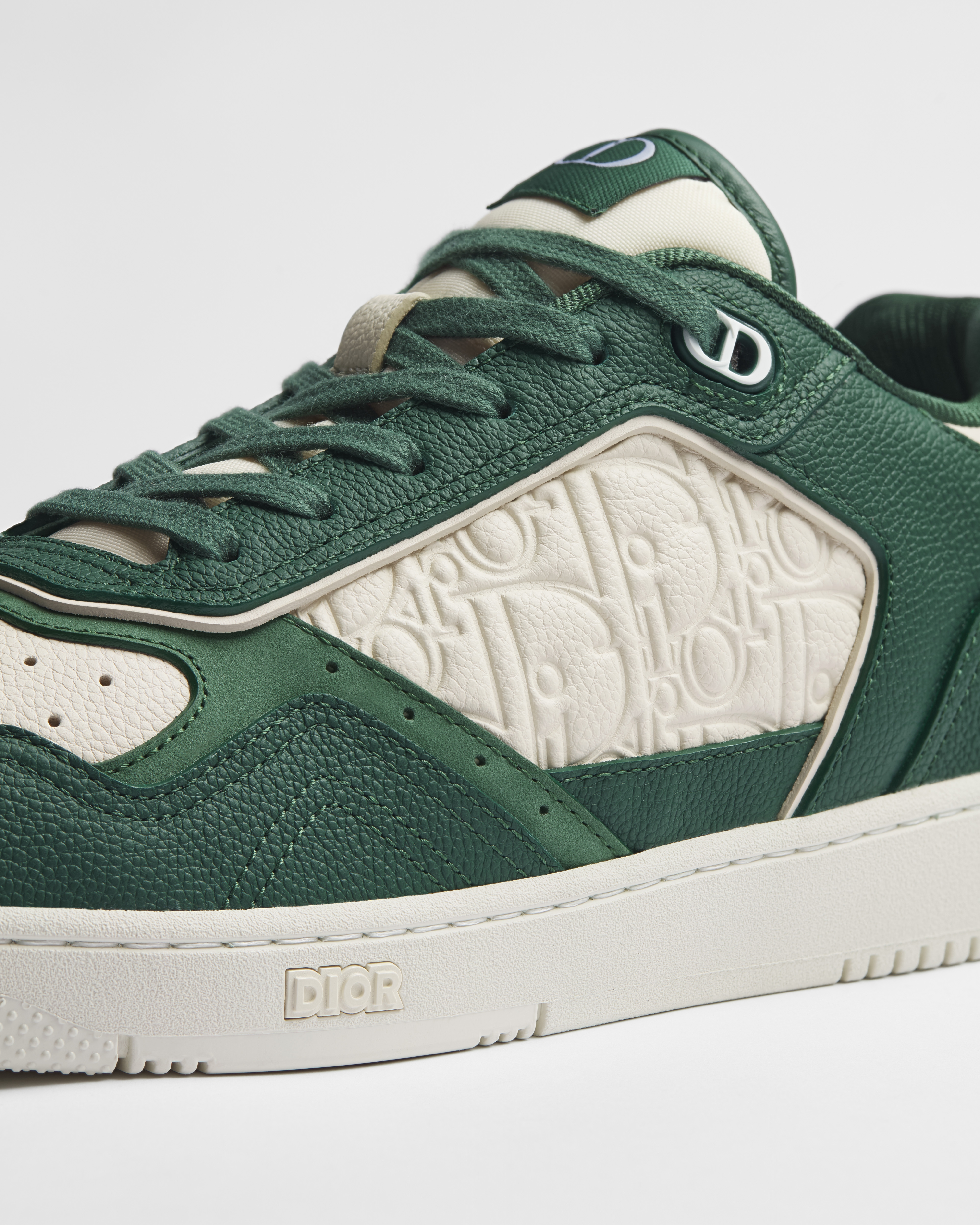 B27 업타운 로우탑 스니커즈 딥 그린 & 크림 그레인 카프스킨, 크림 디올 그래비티 가죽 E11