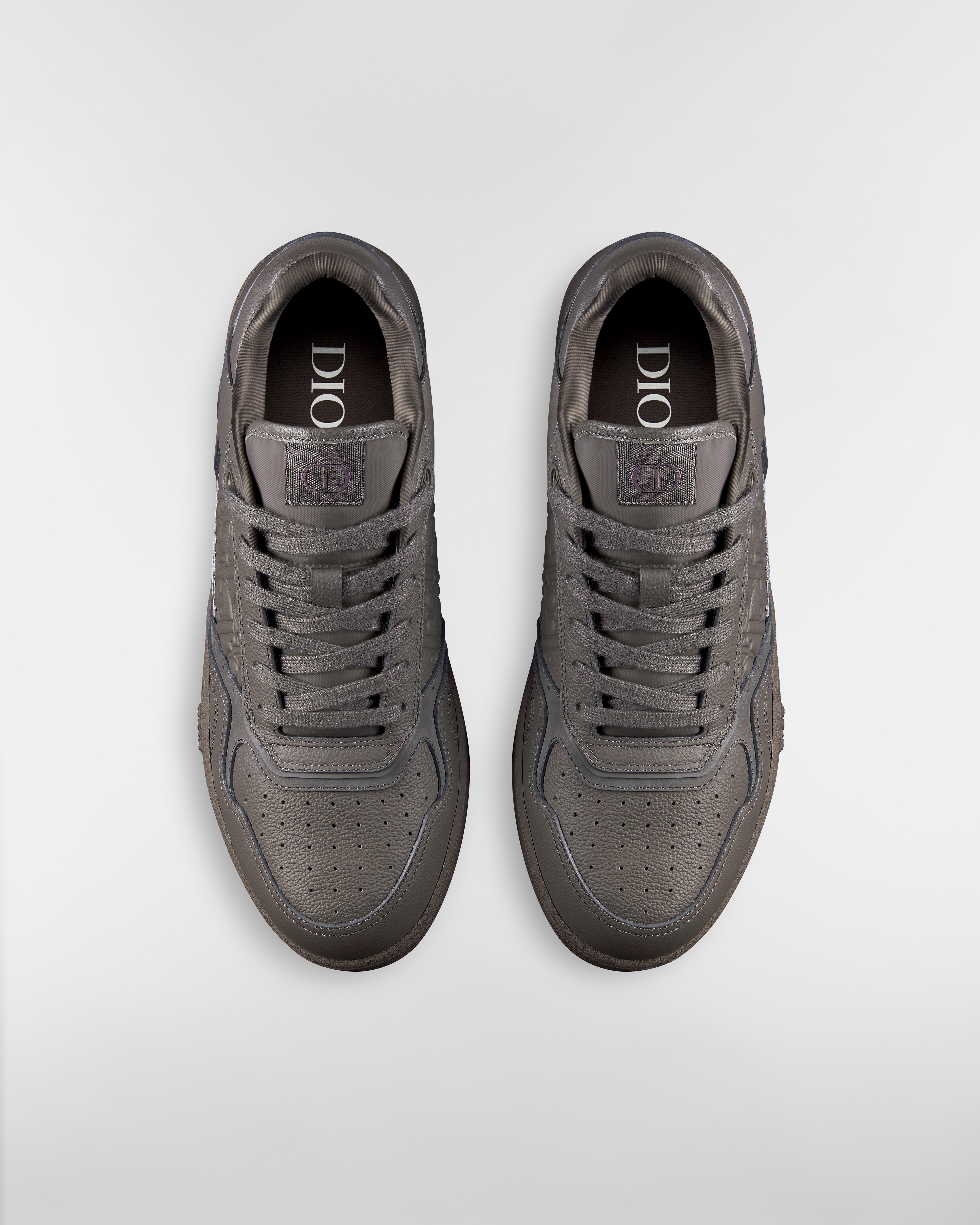 B27 Uptown Low Top Sneaker Genarbtes Kalbsleder in Grau und Dior Gravity Leder in Grau E06