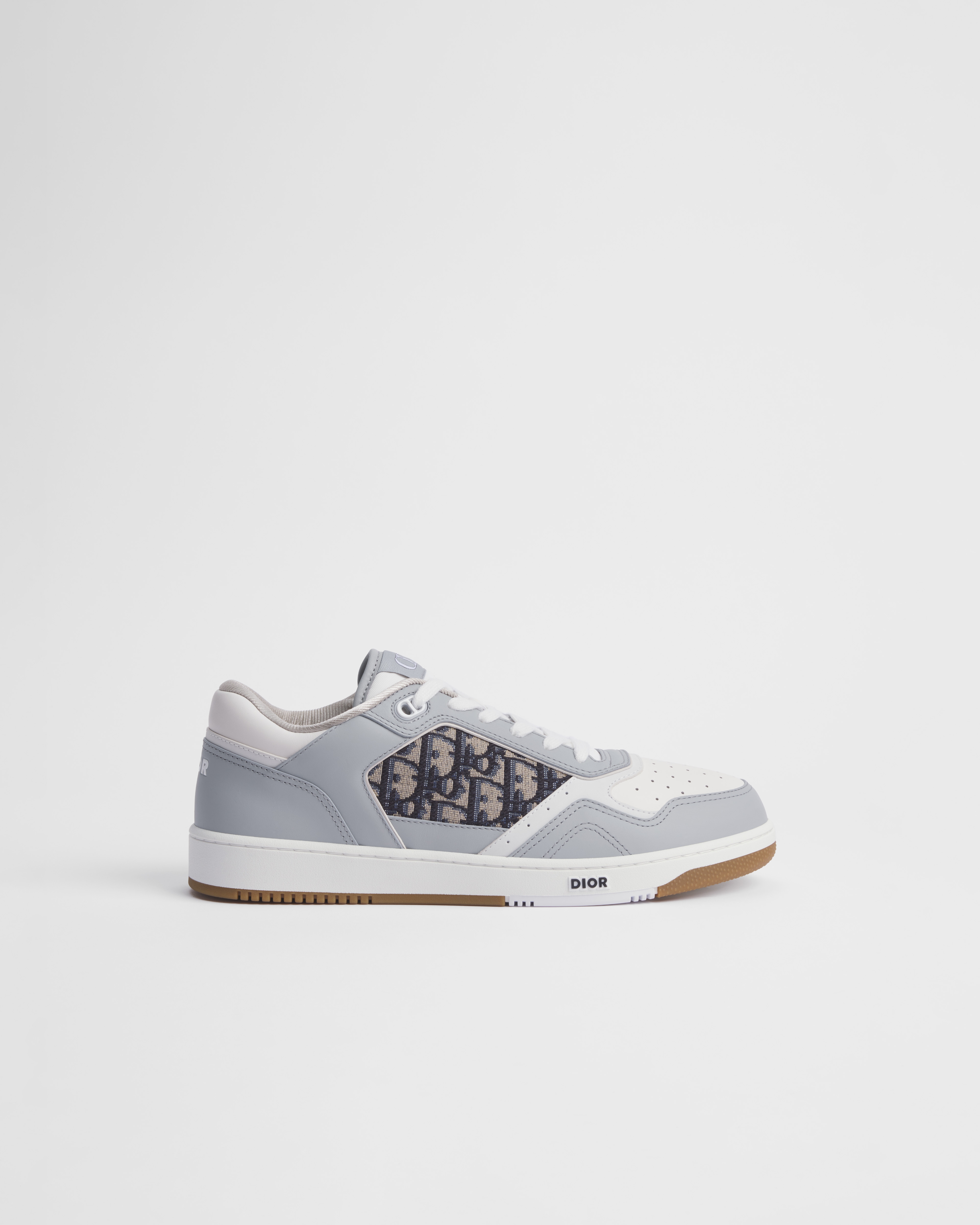 B27 Uptown Low Top Sneaker Glattes Kalbsleder in Grau und Weiß mit Dior Oblique Jacquard in Beige und Schwarz E02