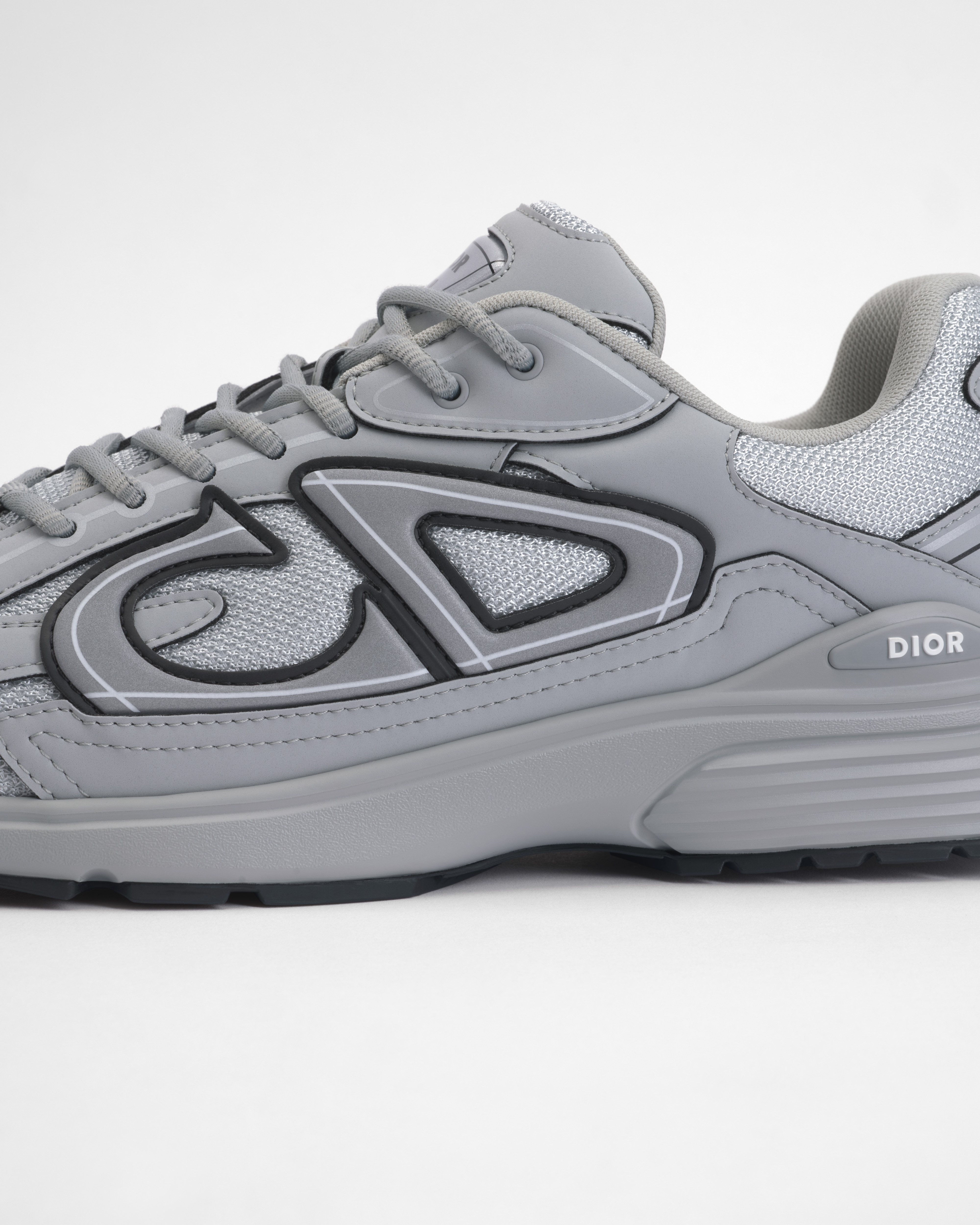 B30 Countdown-sneaker Dior-grijze technische mesh en Dior-grijze technische stof E09