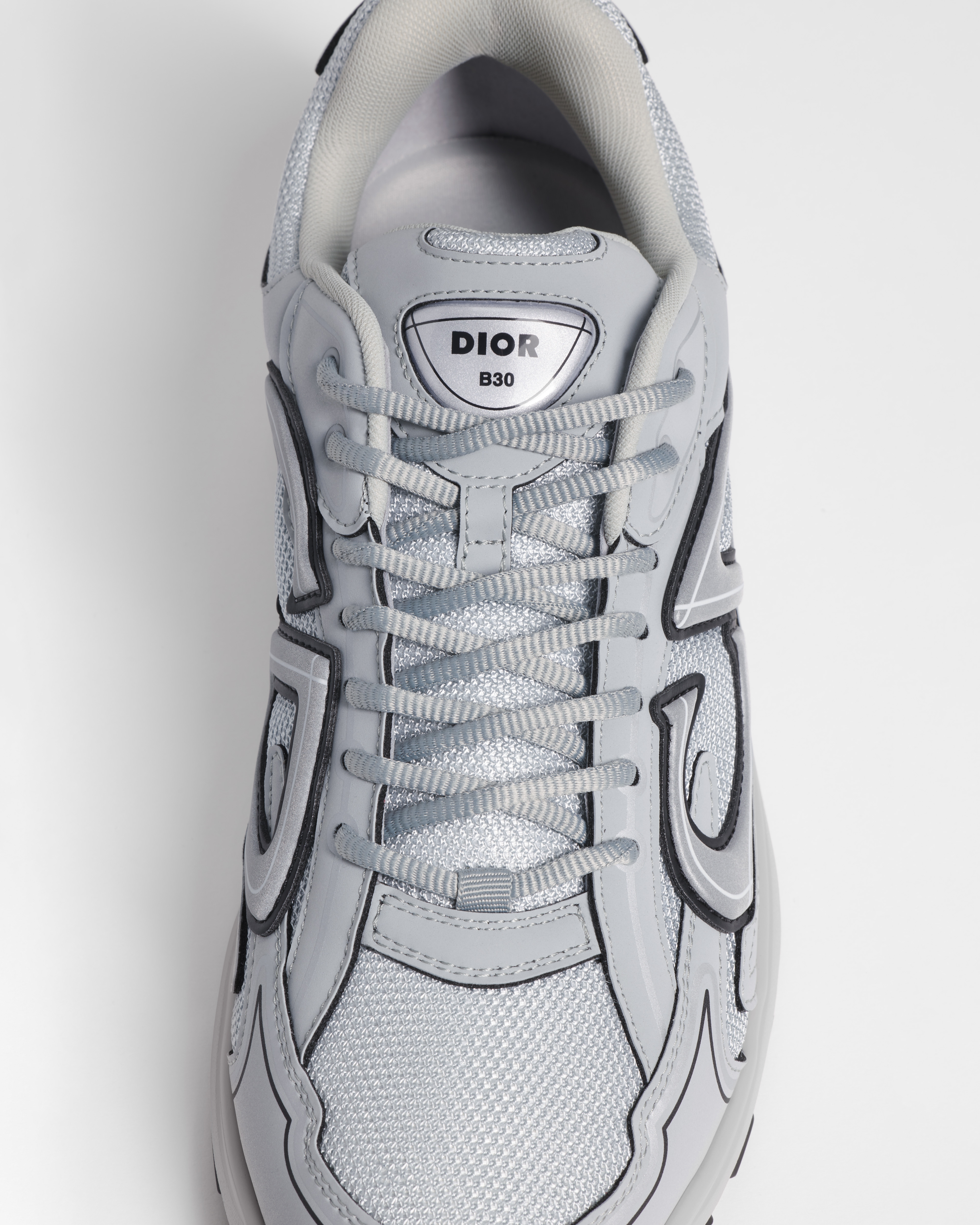 B30 Countdown-sneaker Dior-grijze technische mesh en Dior-grijze technische stof E11