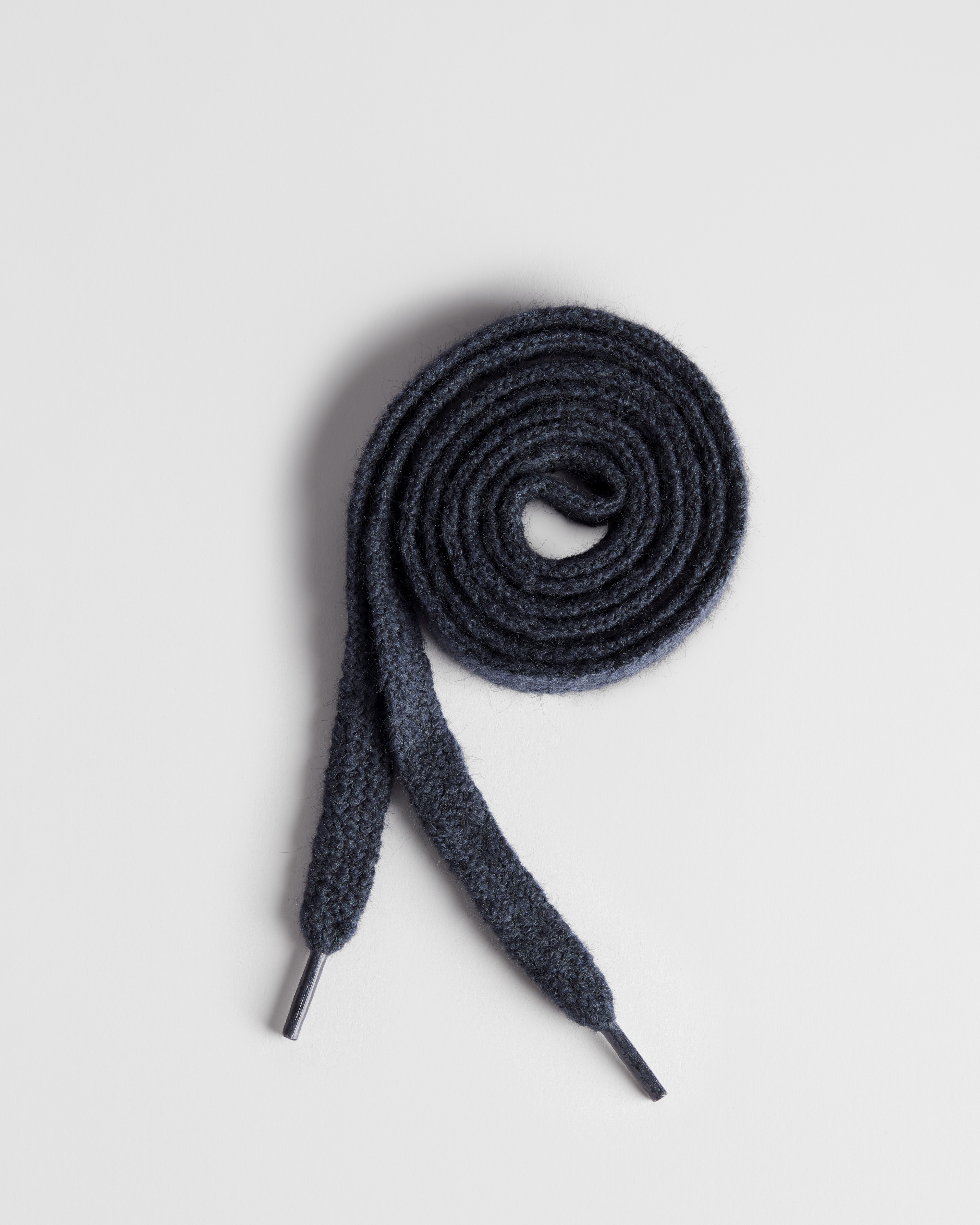 B33 스핀 스니커즈 트리아농 그레이 그레인 카프스킨 & 트리아농 그레이 디올 그래비티 가죽 E11