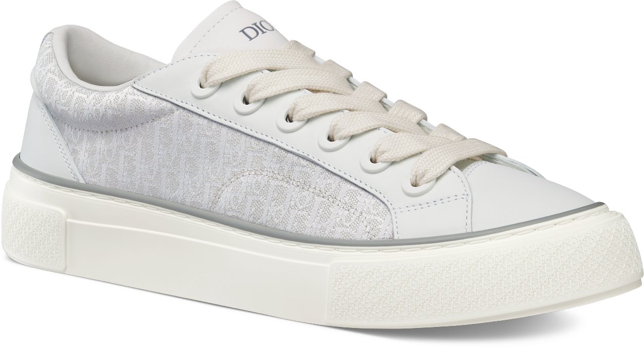 B33 Spin Sneaker Three quarter closed view Three quarter closed view