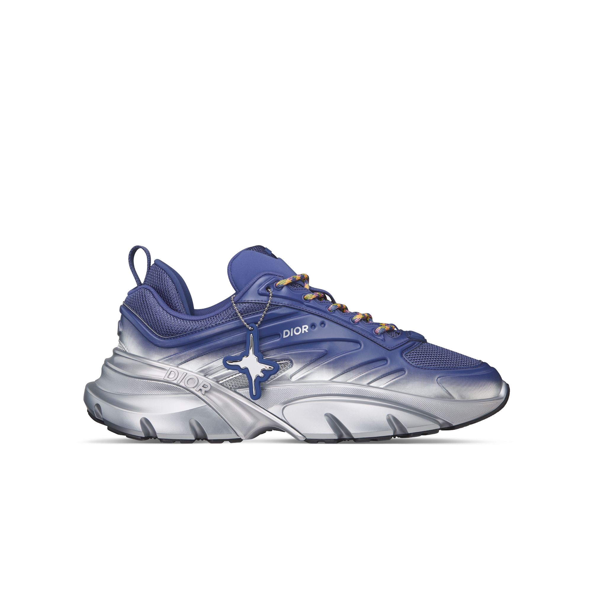 DIOR AND LEWIS HAMILTON B44 Blade-sneaker – BEPERKTE EN GENUMMERDE OPLAGE Mesh en technische stof, beide met blauw naar zilverkleurig kleurverloop E02 Mesh en technische stof, beide met blauw naar zilverkleurig kleurverloop