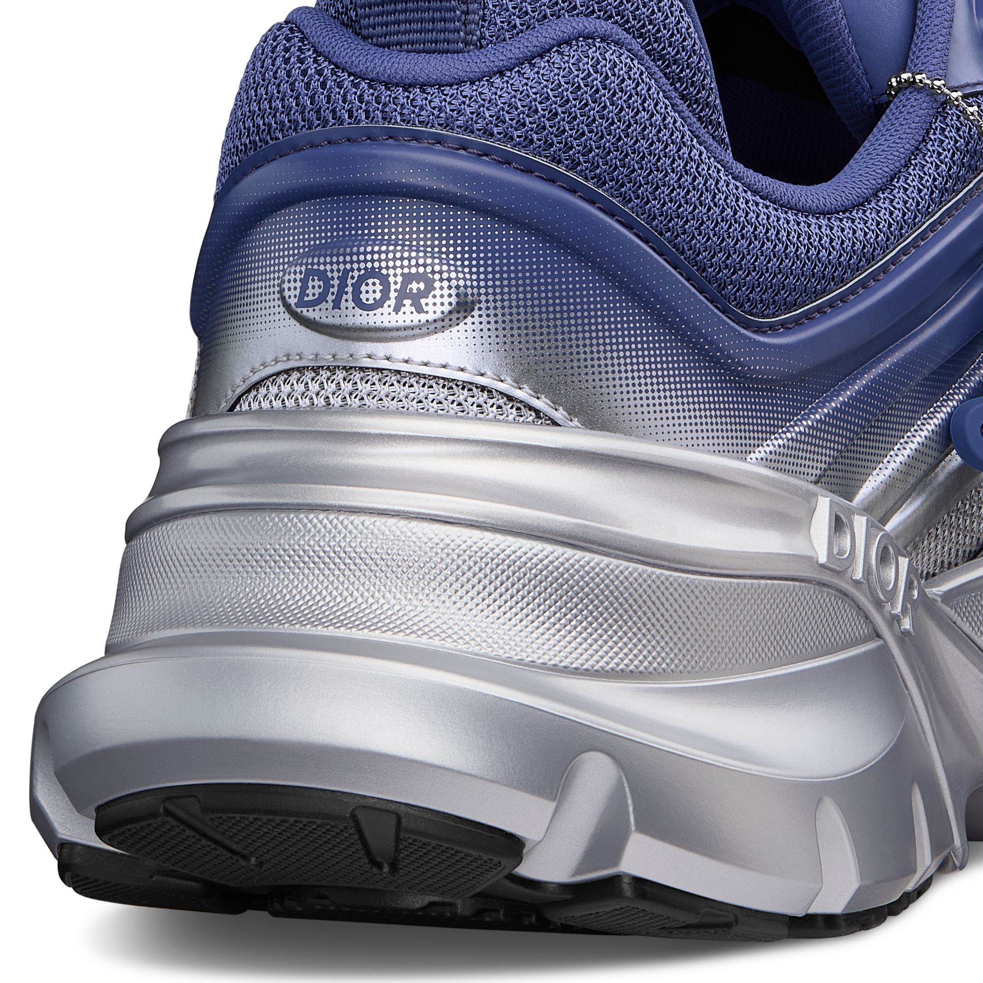DIOR AND LEWIS HAMILTON B44 Blade Sneaker – LIMITIERTE UND NUMMERIERTE EDITION Mesh mit Farbverlauf von Blau zu Silberfarbe und Funktionsstoff mit Farbverlauf von Blau zu Silberfarbe E09