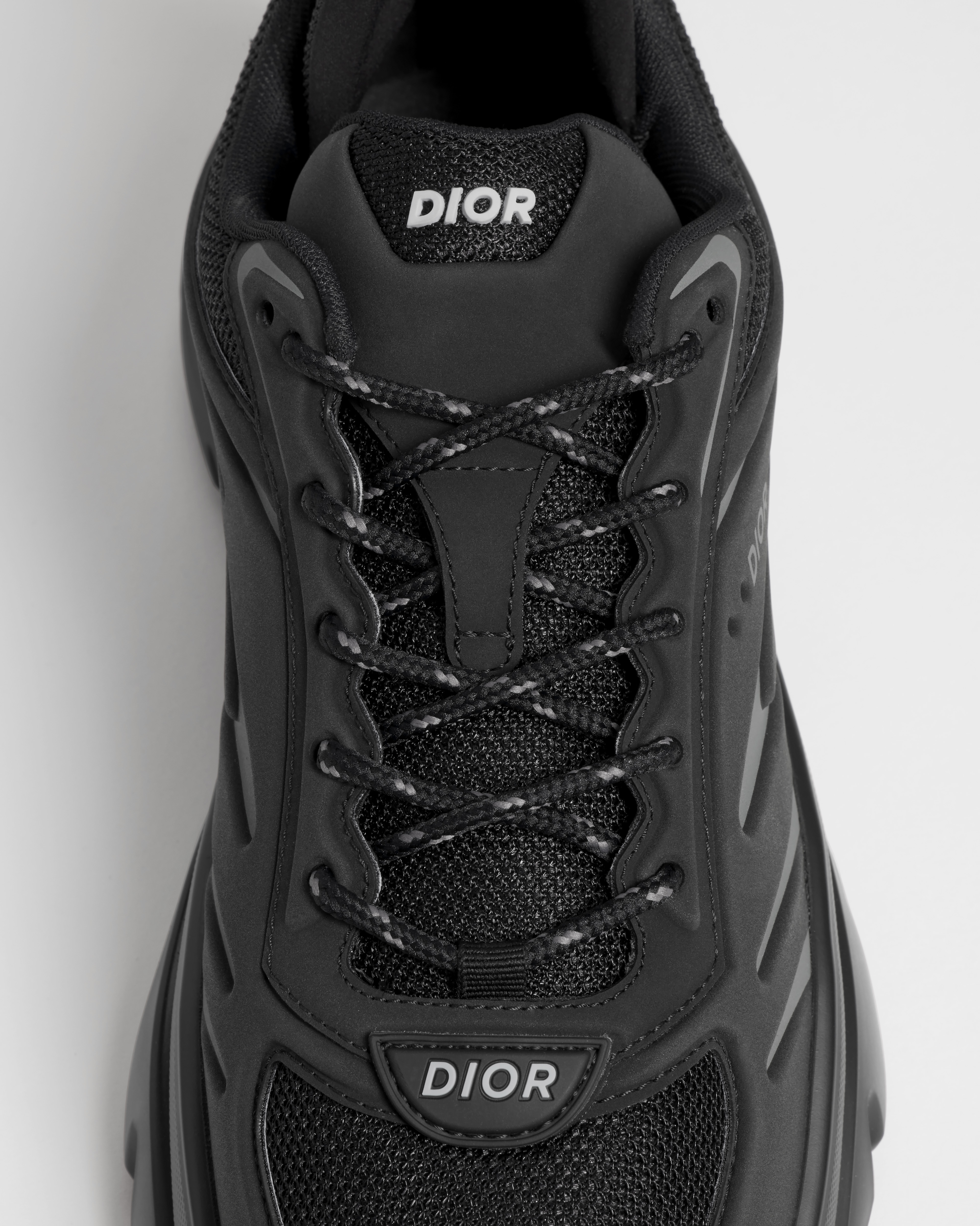 B44 Blade Sneaker Funktionsmesh und Funktionsstoff in Schwarz E12