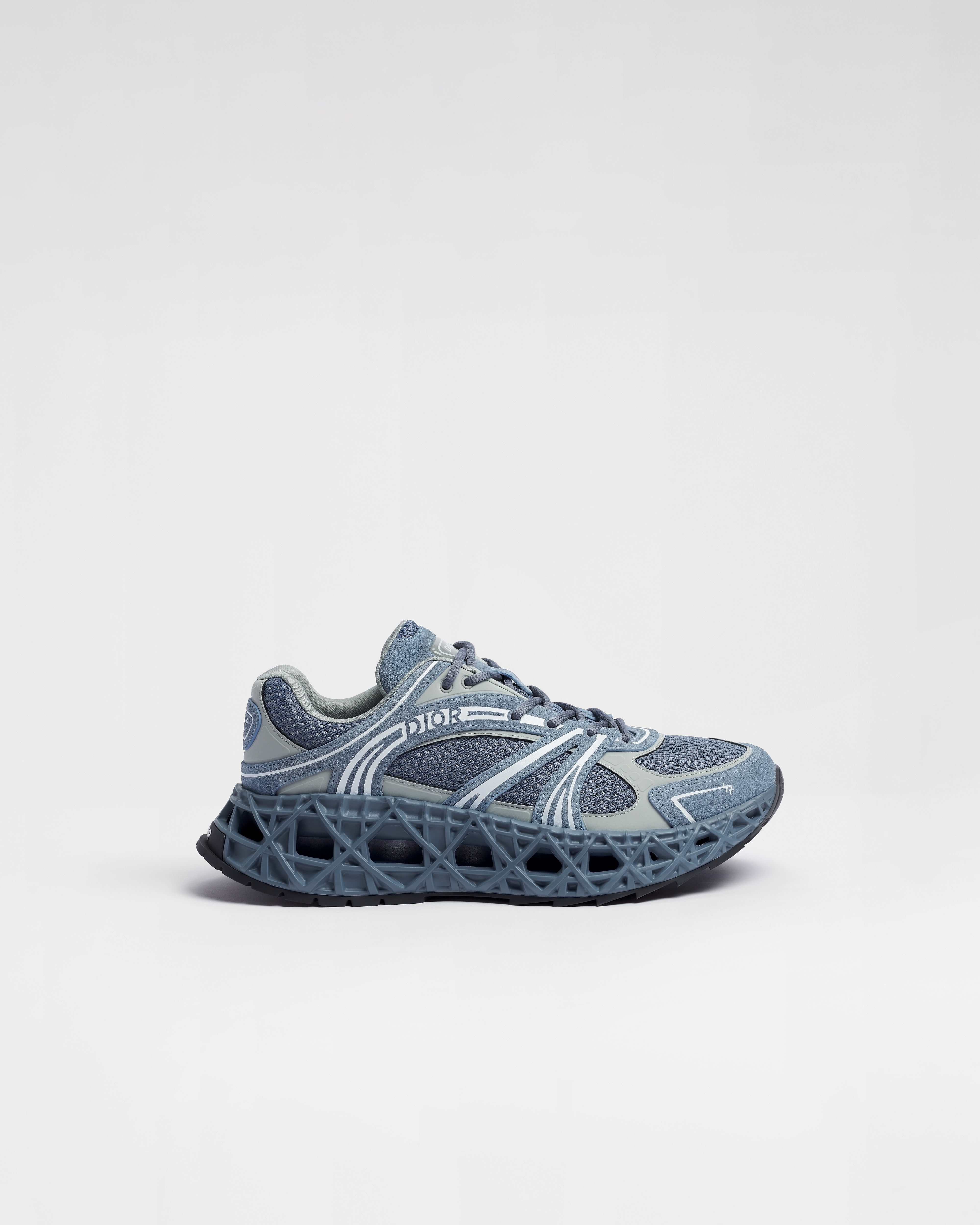 Sneaker B35 NXXT Veau velours bleu, tissu technique gris et maille technique bleue E02
